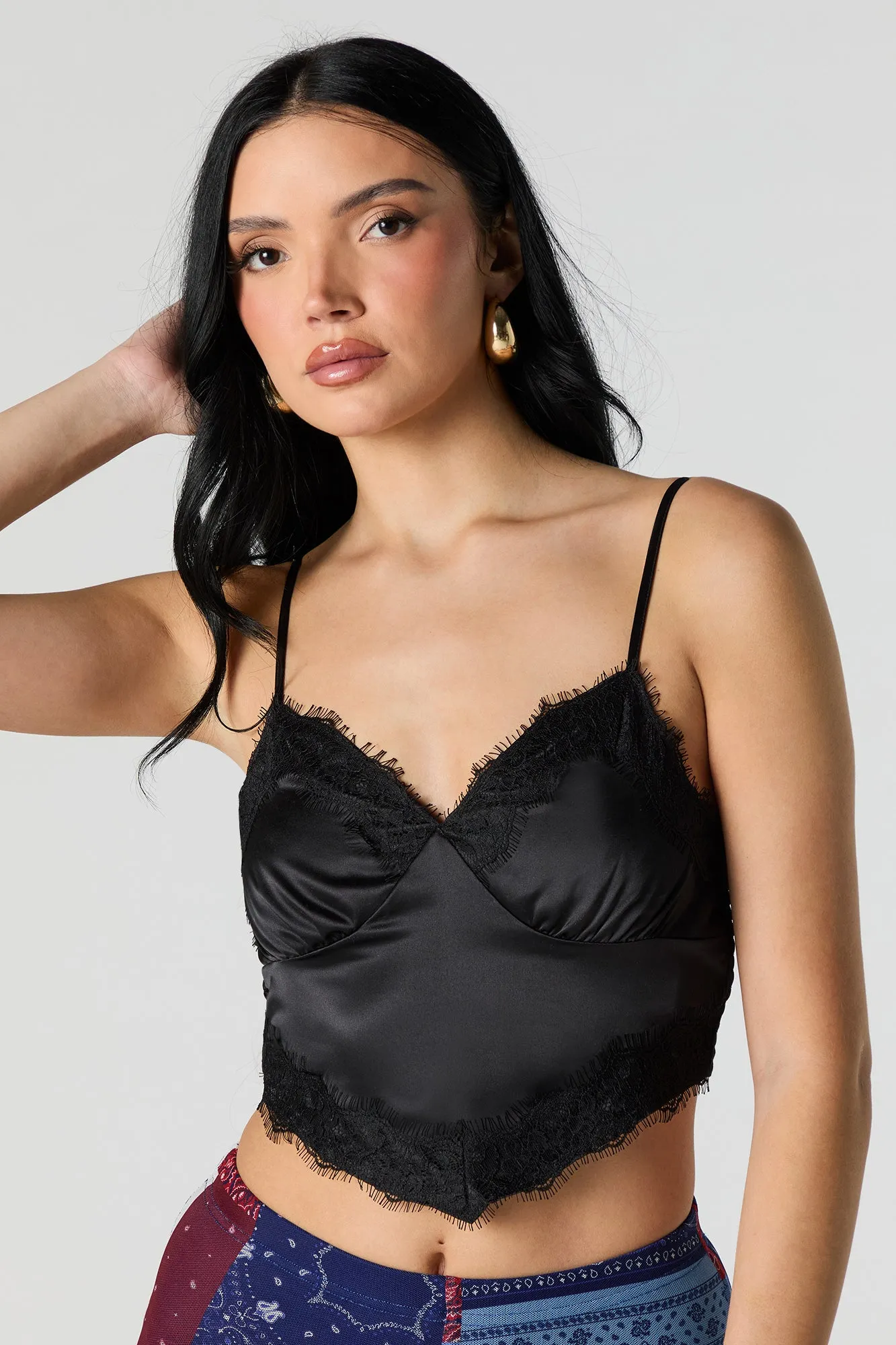 Camisole en satin avec liséré de dentelle sold by Urban Planet product image thumbnail 4