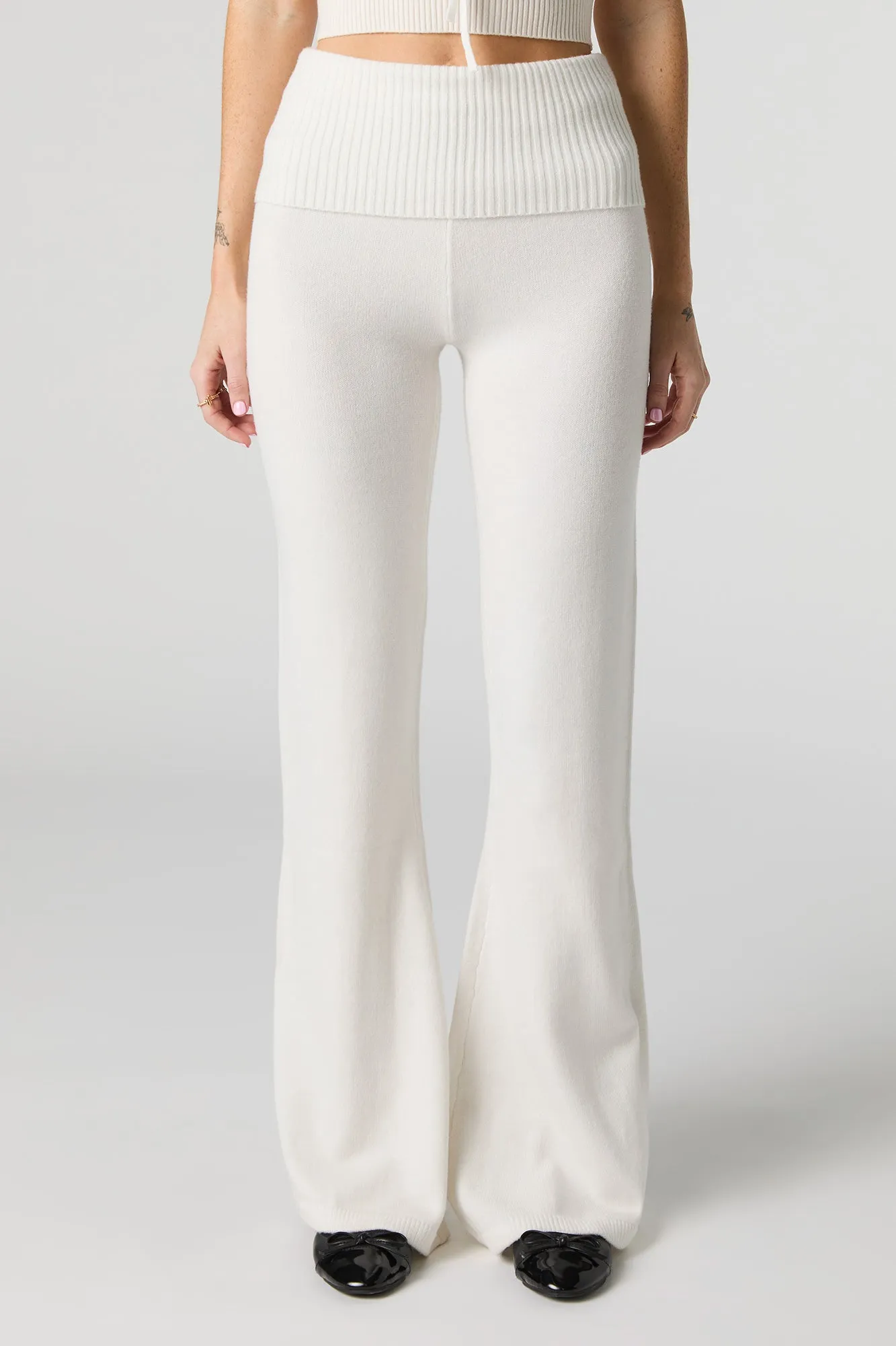 Pantalon à jambe évasée en tricot avec bande pliée sold by Urban Planet product image thumbnail 2