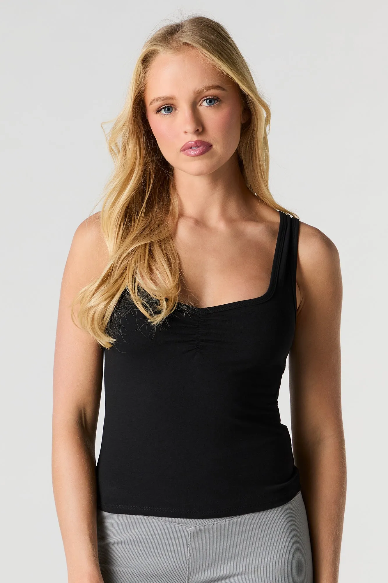 Camisole cintrée à encolure en coeur sold by Urban Planet product image thumbnail 4