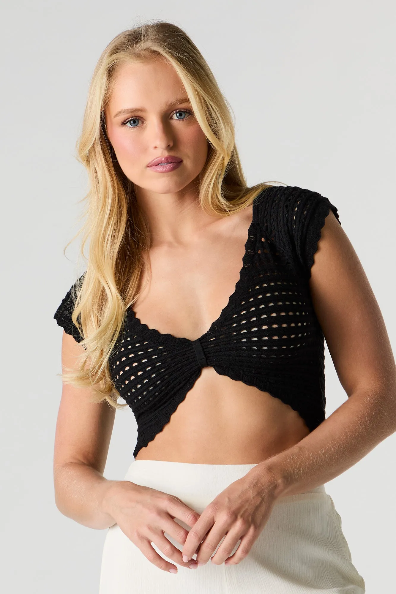 Haut écourté en tricot ouvert à col en V sold by Urban Planet product image thumbnail 4