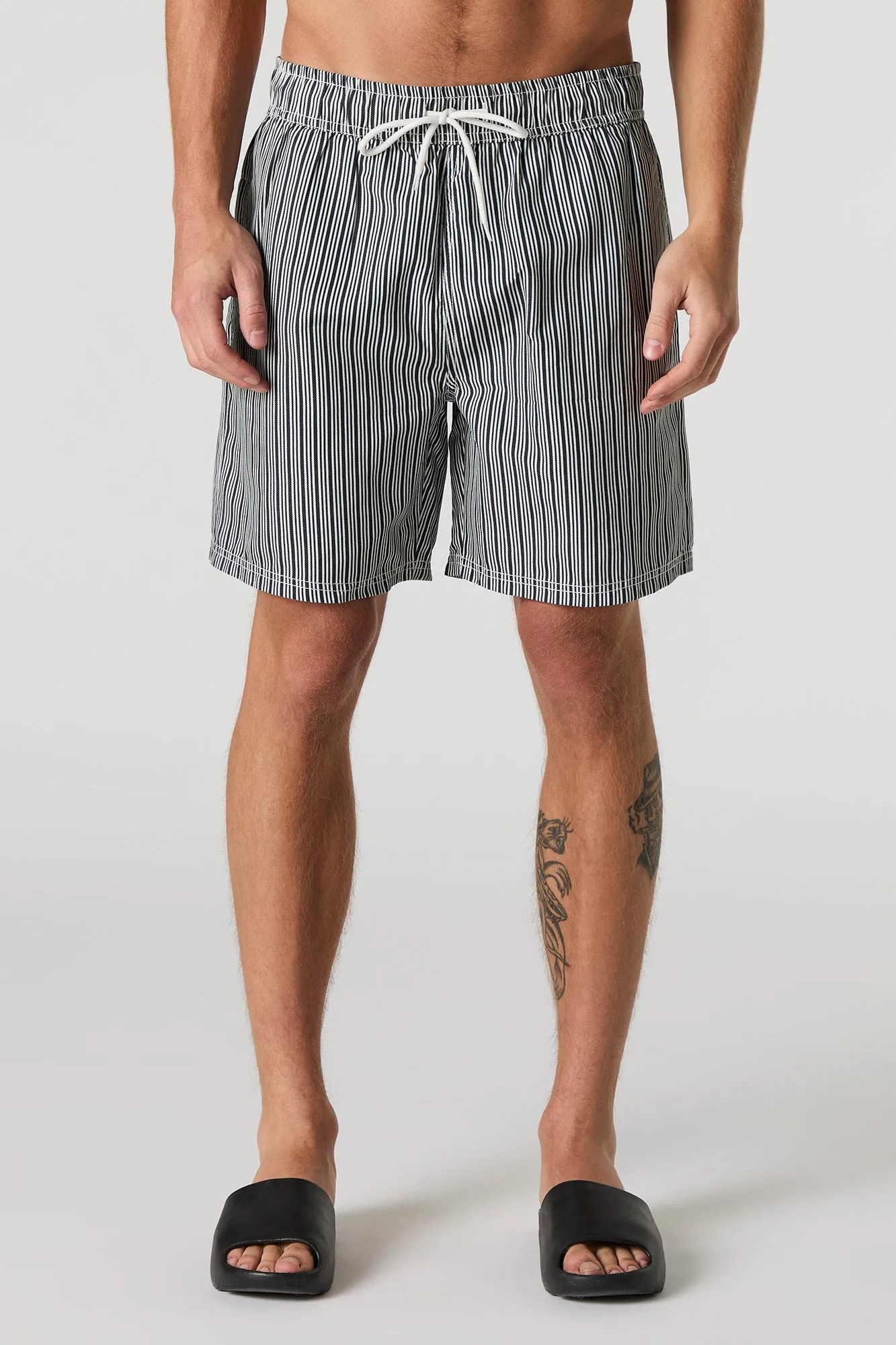 Short de surf rayé à taille coulissante sold by Urban Planet product image thumbnail 5