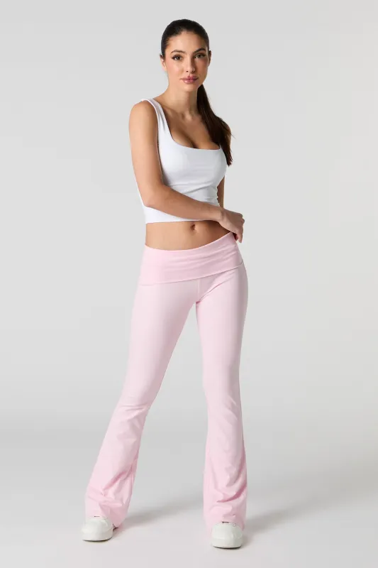 Legging à jambe évasée avec taille pliée sold by Urban Planet