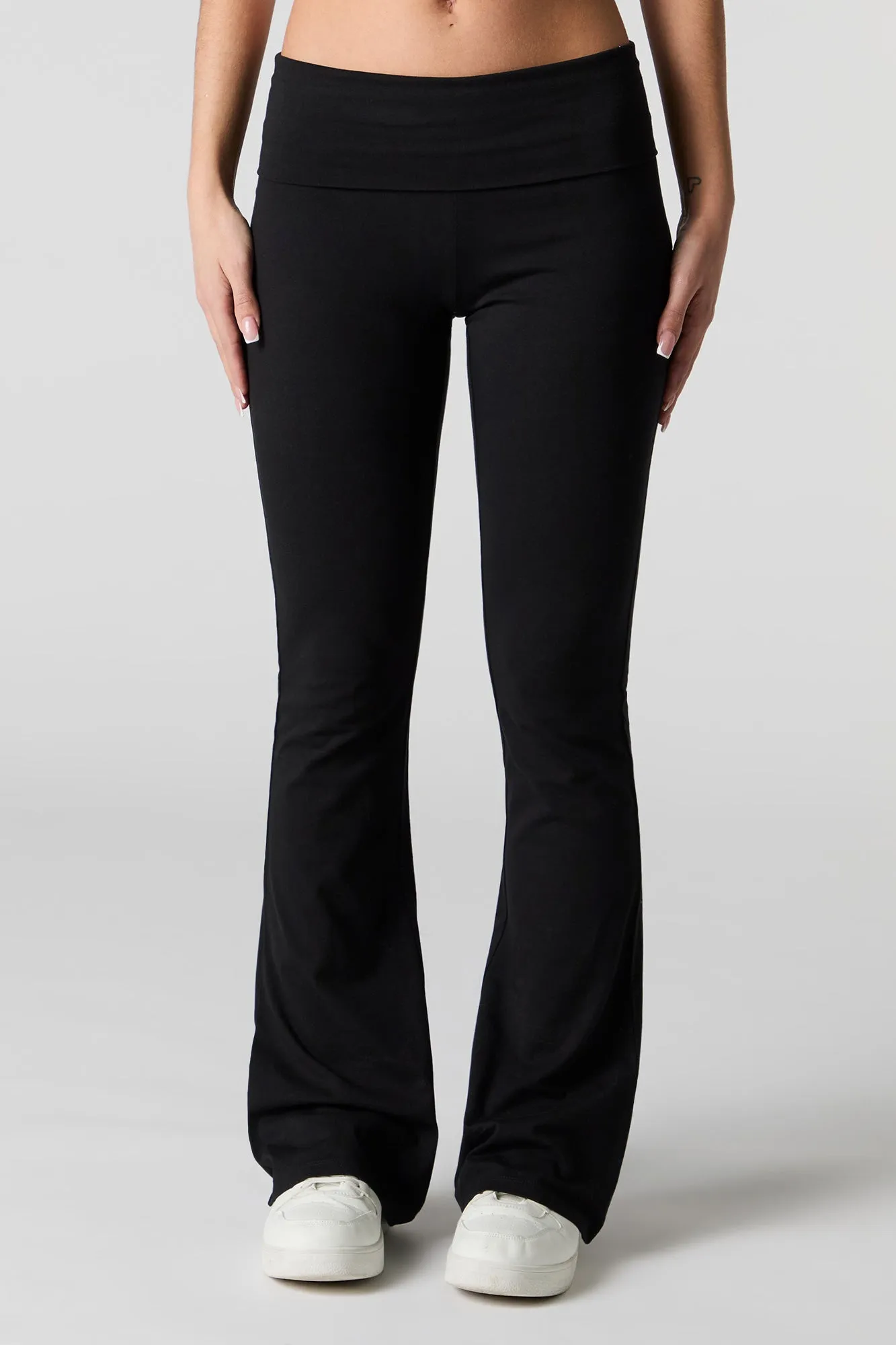 Legging à jambe évasée avec taille pliée sold by Urban Planet product image thumbnail 5