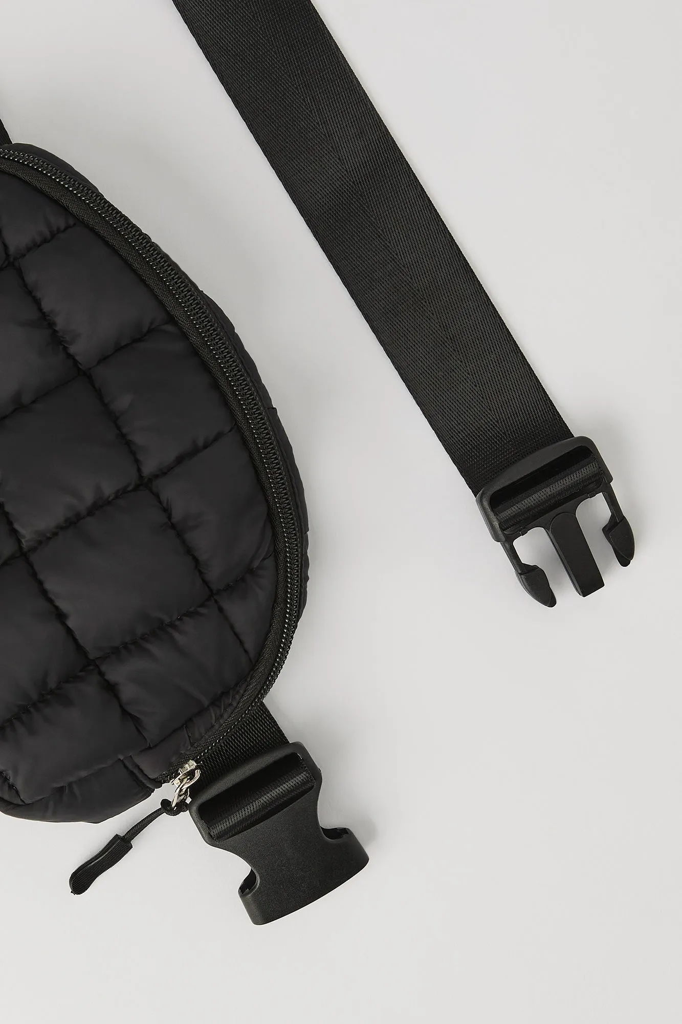 Sac banane matelassé en nylon pour fille sold by Urban Planet product image thumbnail 4