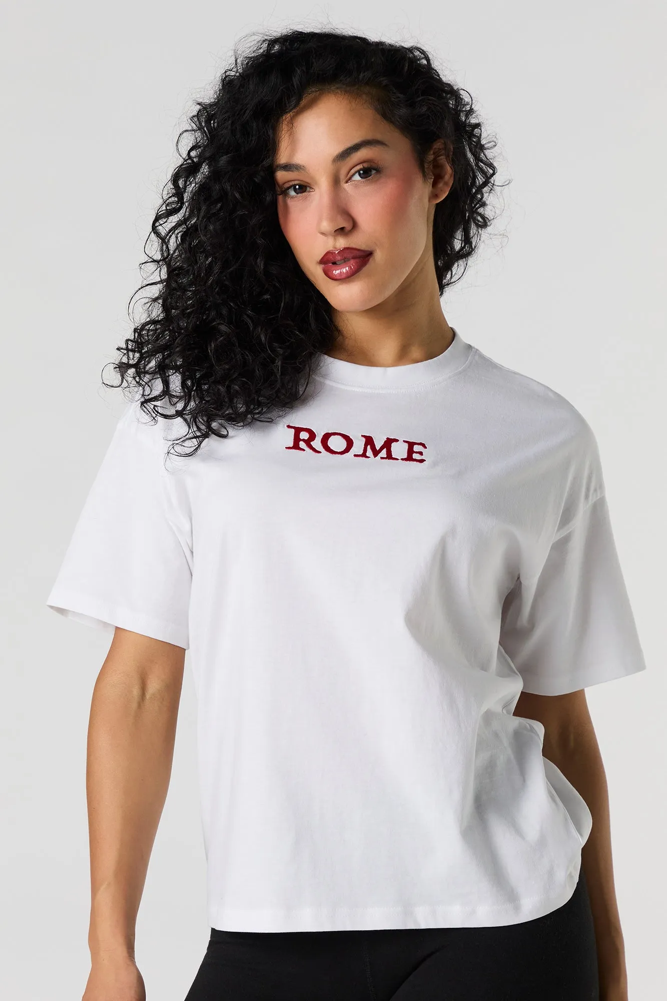 T-shirt décontracté avec motif brodé Rome sold by Urban Planet product image thumbnail 2