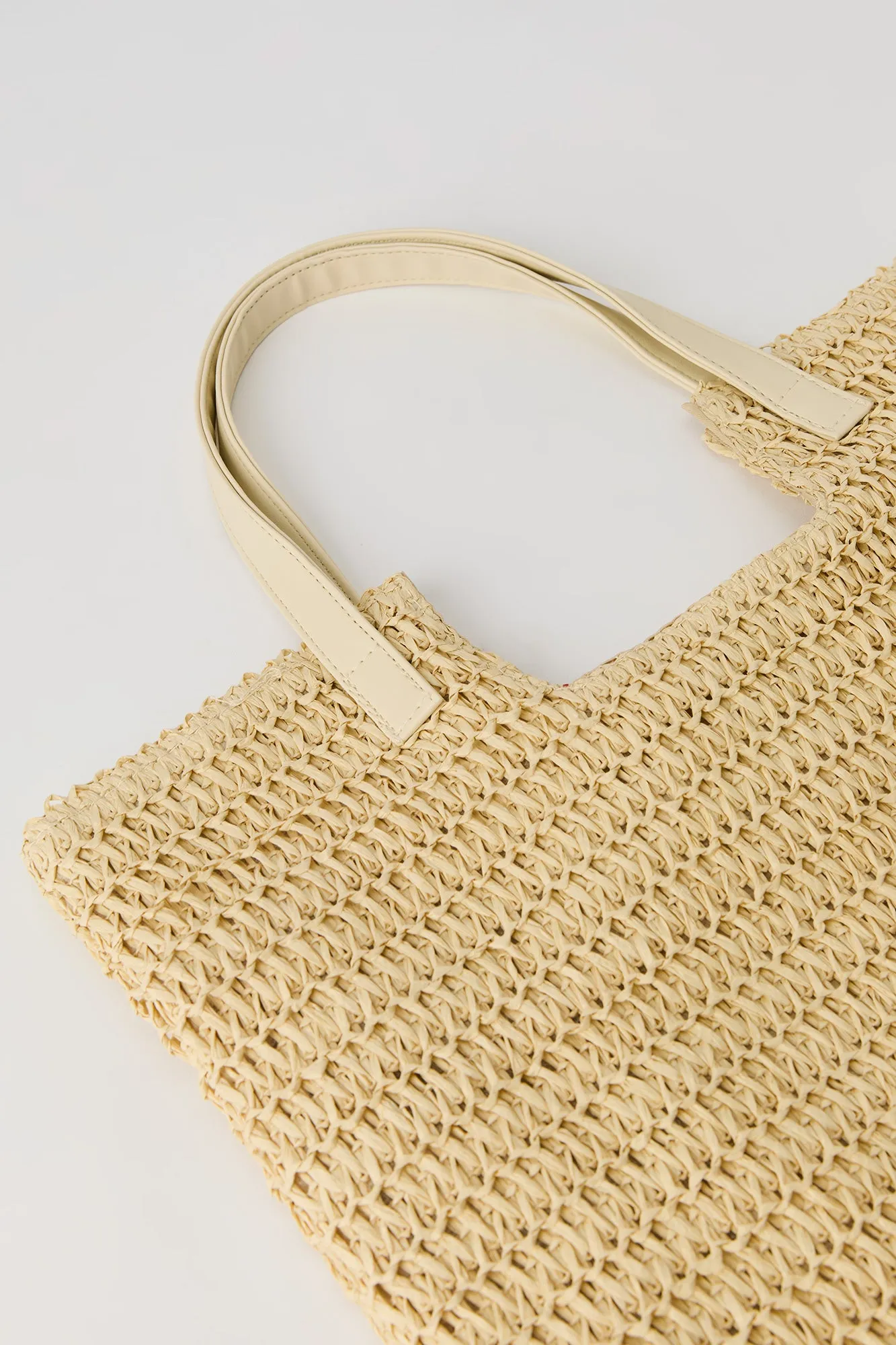 Straw Beach Bag sold by Urban Planet product image thumbnail 4