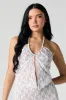 Haut bain-de-soleil en dentelle fleurie sold by Urban Planet