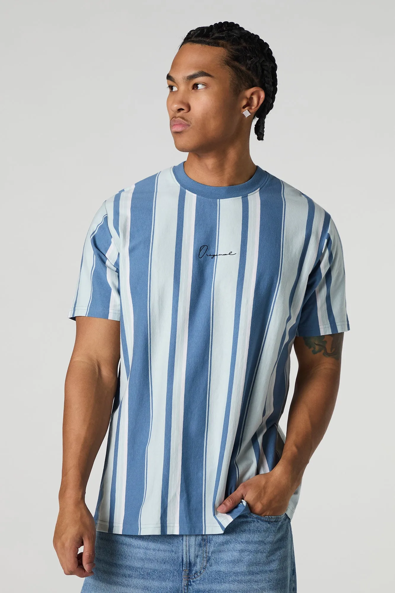 T-shirt rayé avec motif brodé sold by Urban Planet