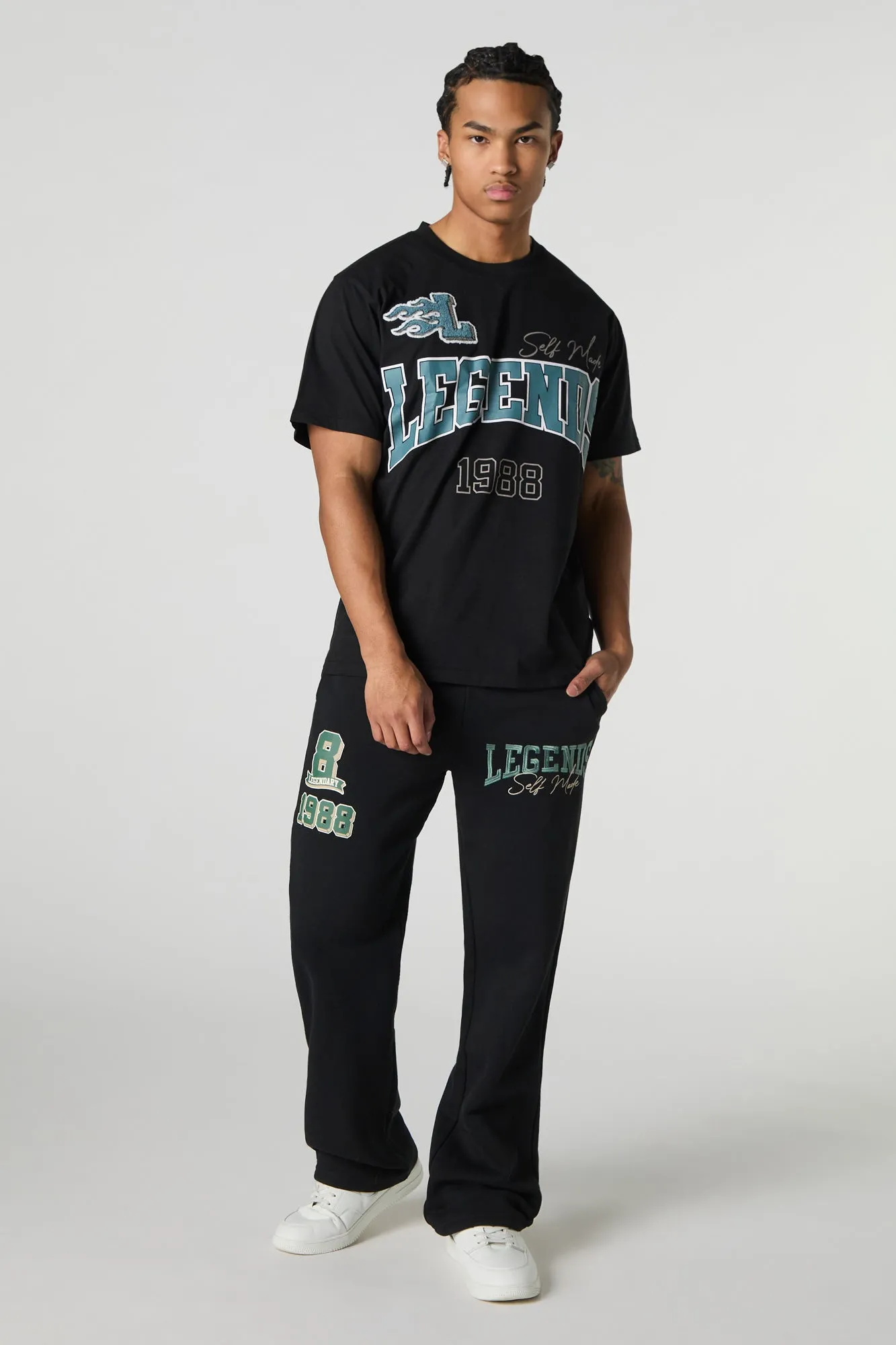 Pantalon d'entraînement en molleton avec motif brodé Legend sold by Urban Planet product image thumbnail 2