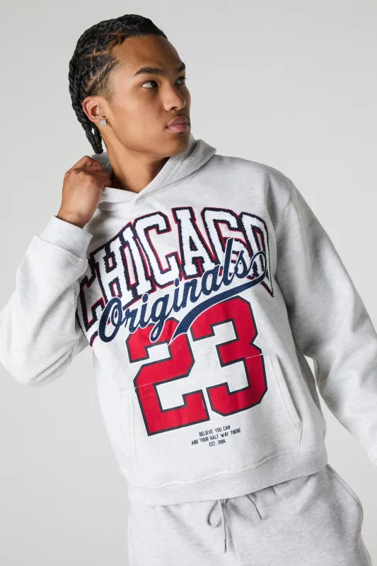 Haut à capuchon en molleton avec motif brodé Chicago en  chenille sold by Urban Planet