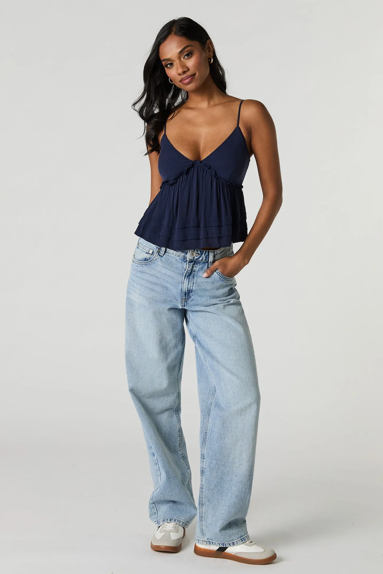 Débardeur de style nuisette volanté avec encolure en V sold by Urban Planet product image thumbnail 3