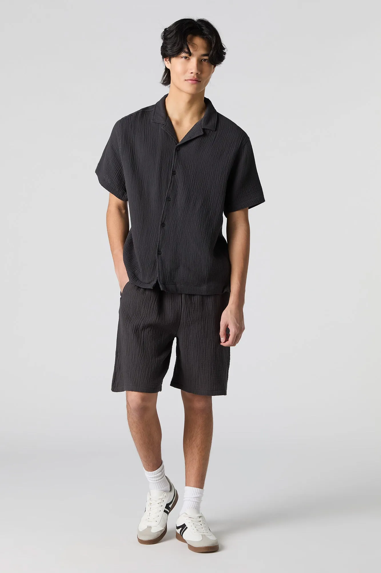 Short froissé à taille coulissante sold by Urban Planet product image thumbnail 5