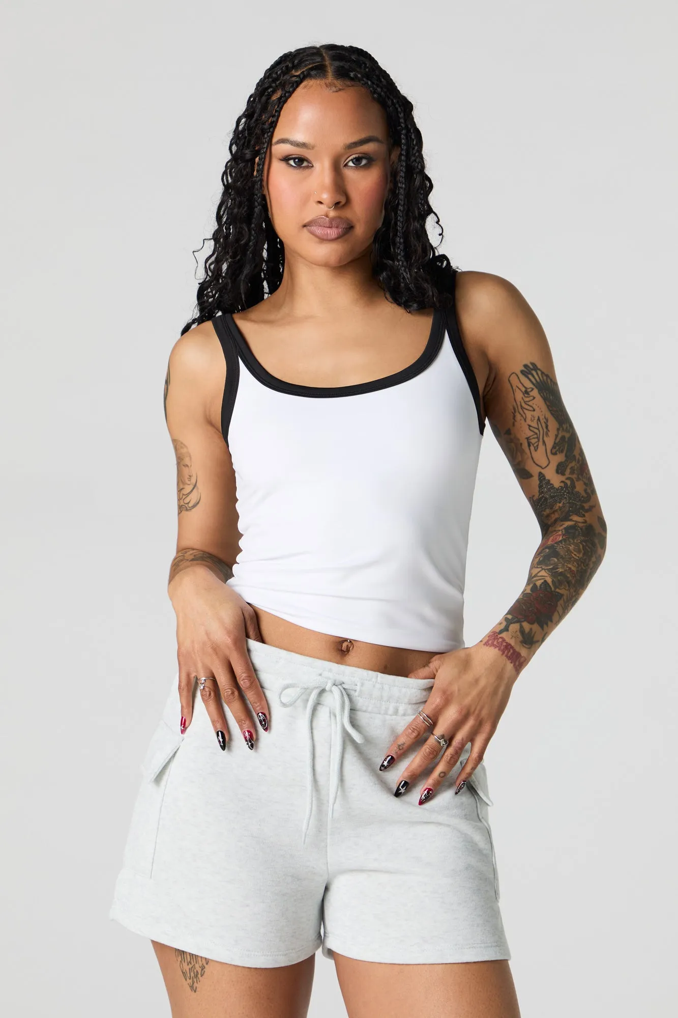 Short cargo en molleton sold by Urban Planet