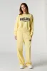 Chandail ras du cou de style universitaire en molleton sold by Urban Planet