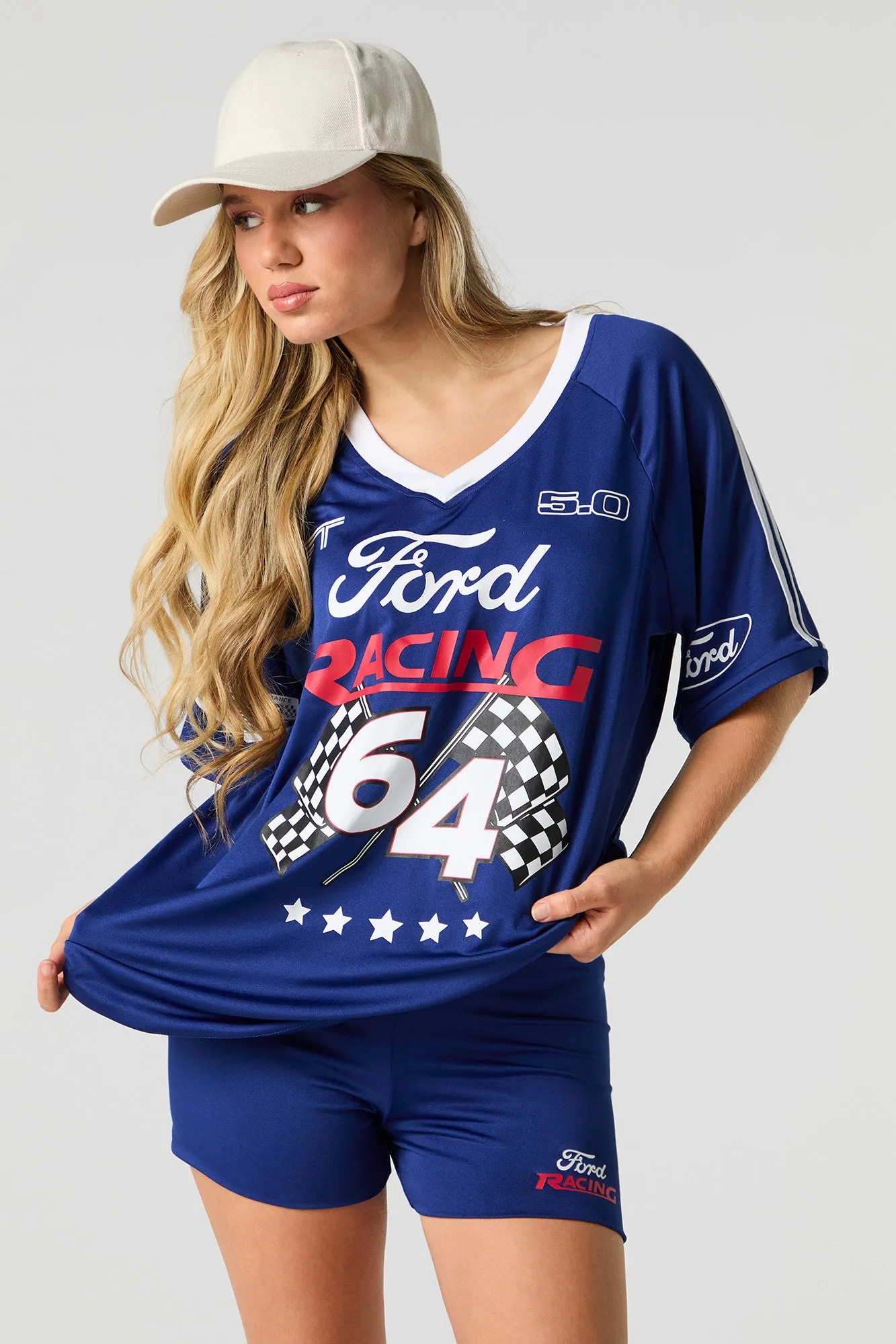 Short profilé à imprimé Ford Racing sold by Urban Planet