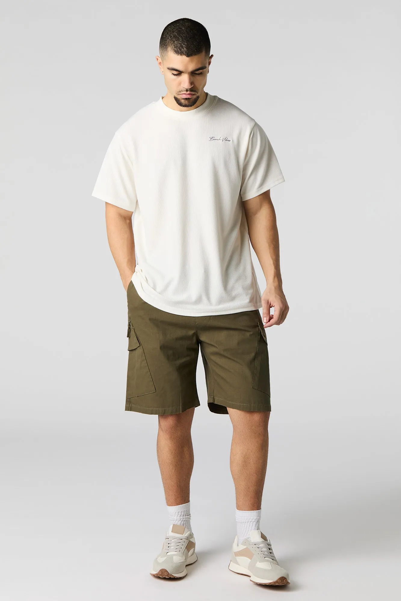 Short cargo à taille coulissante avec fermeture à glissière sold by Urban Planet product image thumbnail 2