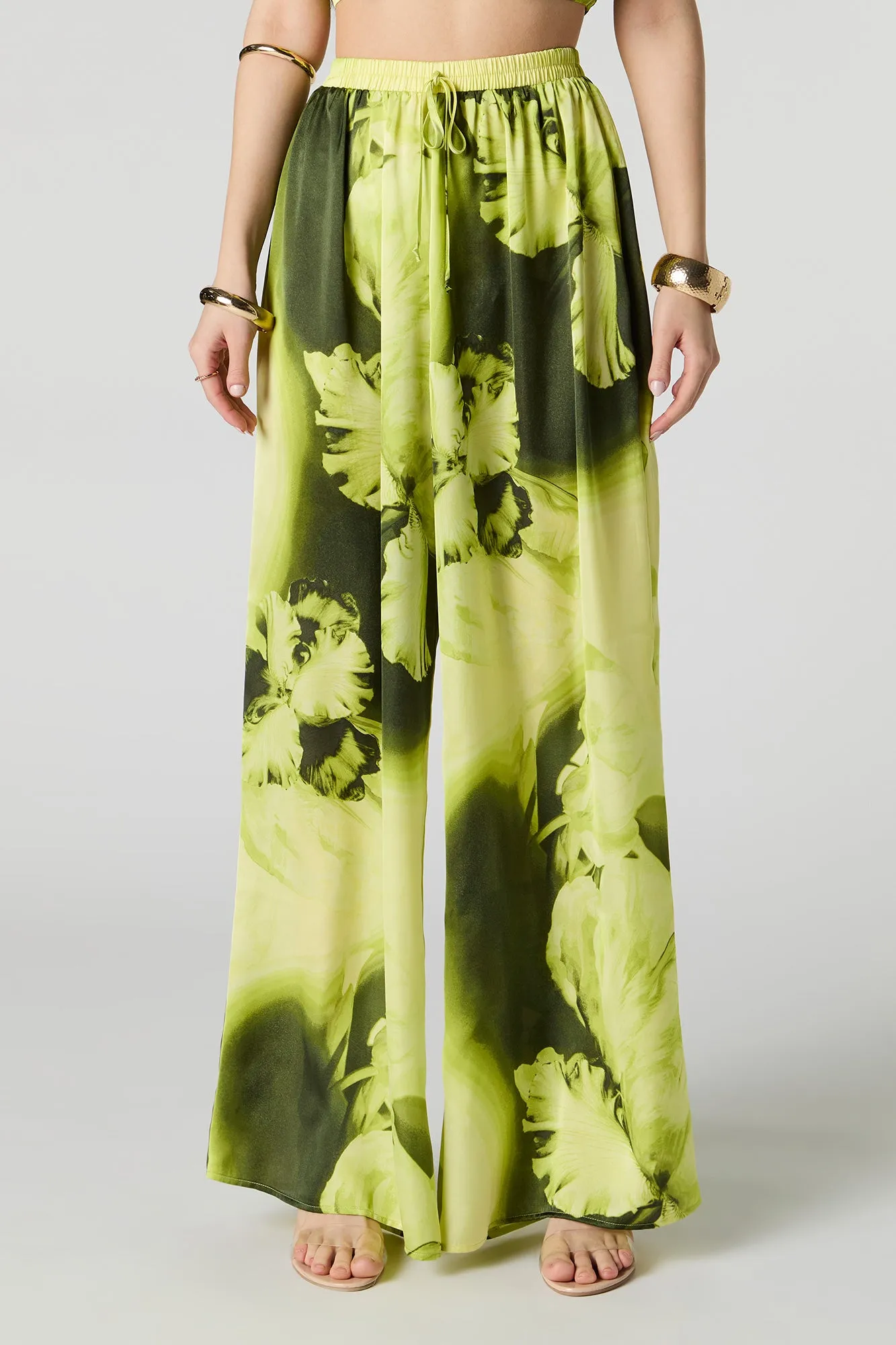 Pantalon à jambe large en satin sold by Urban Planet product image thumbnail 2