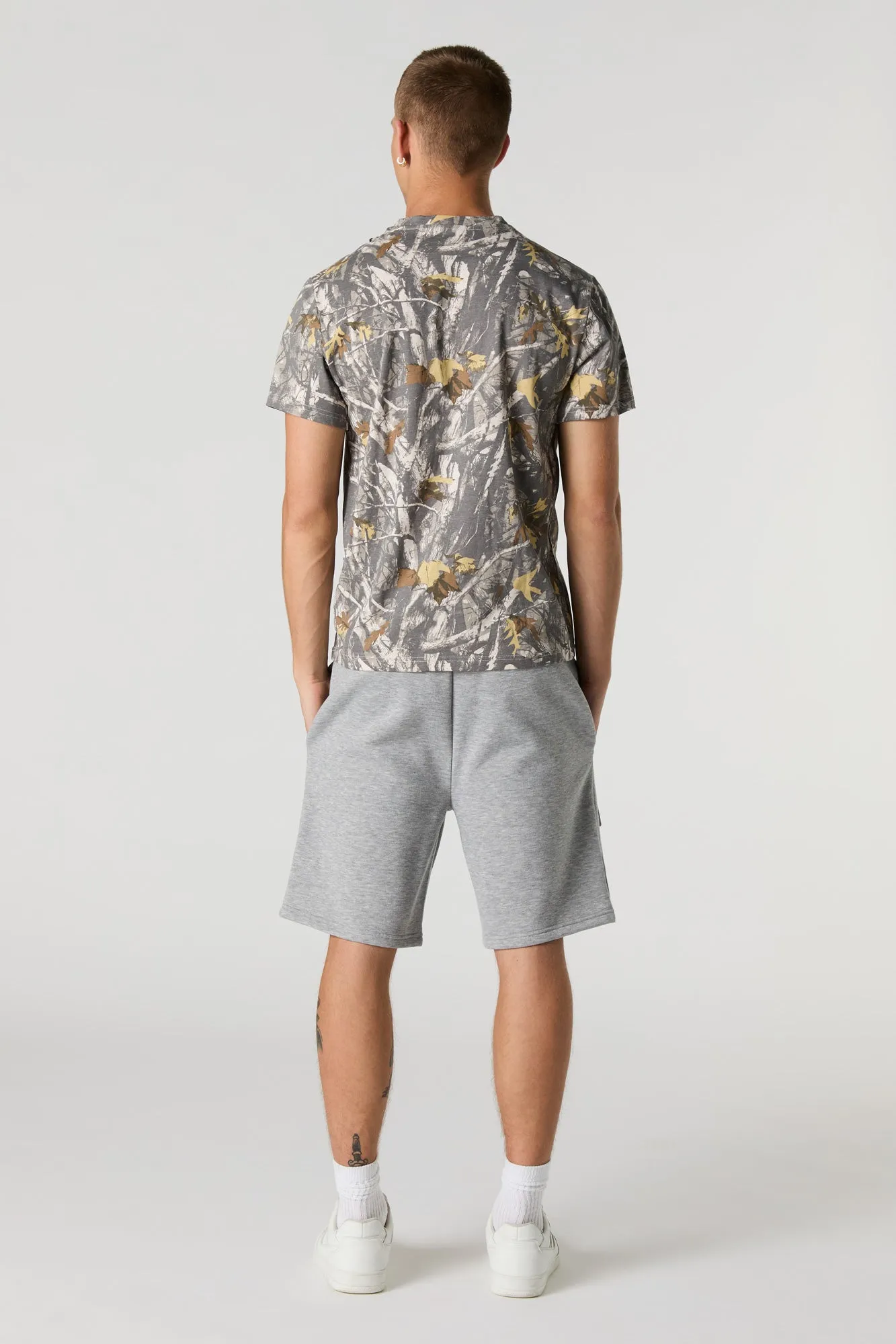 Short cargo en molleton à imprimé Limitless Edition sold by Urban Planet product image thumbnail 3