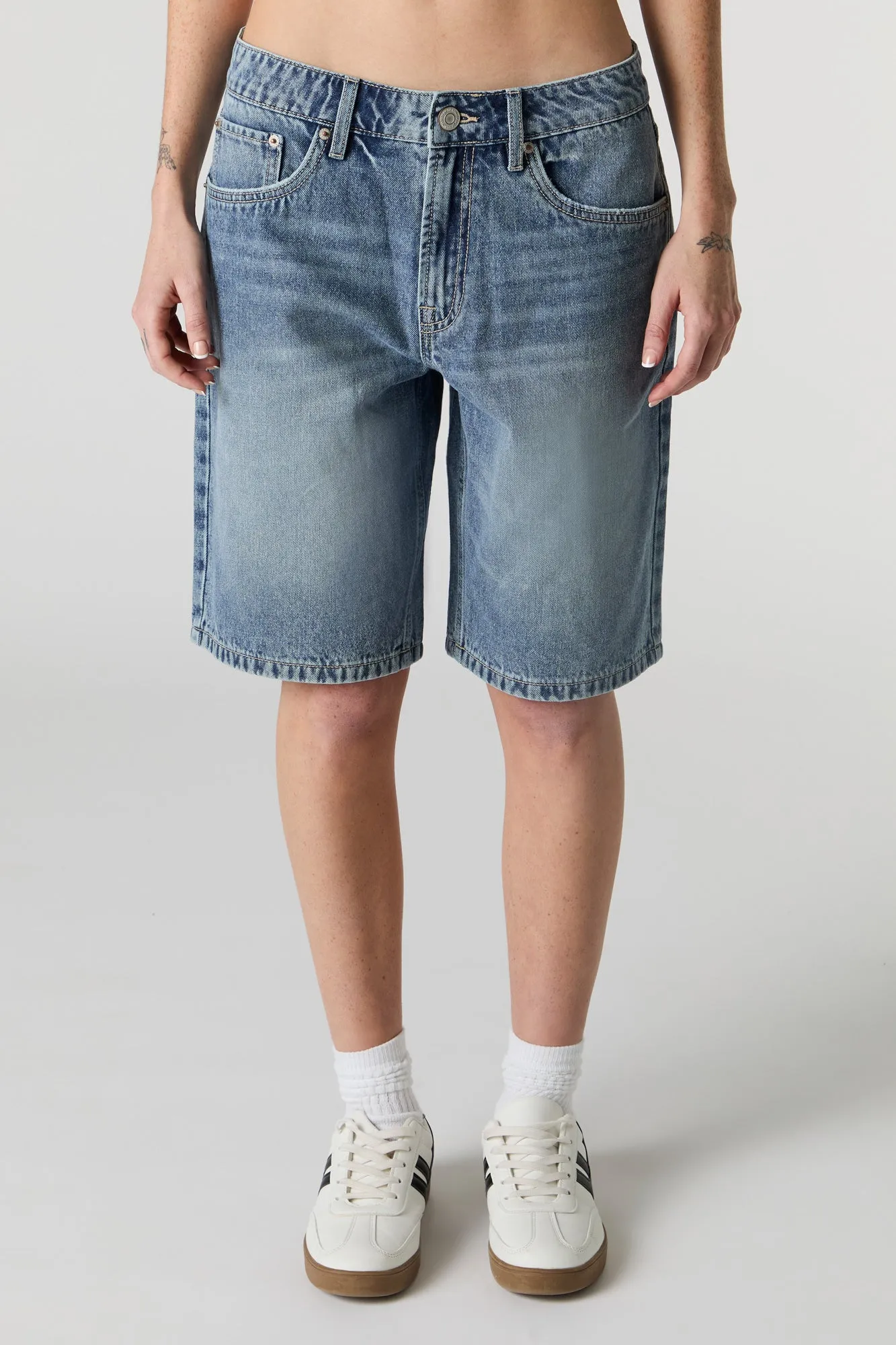 Graphic Jort sold by Urban Planet product image thumbnail 5