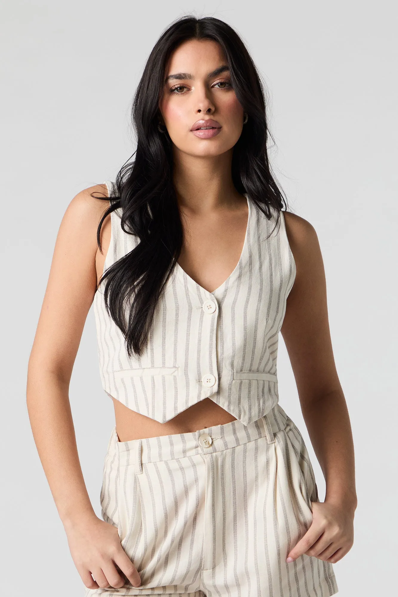 Gilet écourté en lin sold by Urban Planet product image thumbnail 4