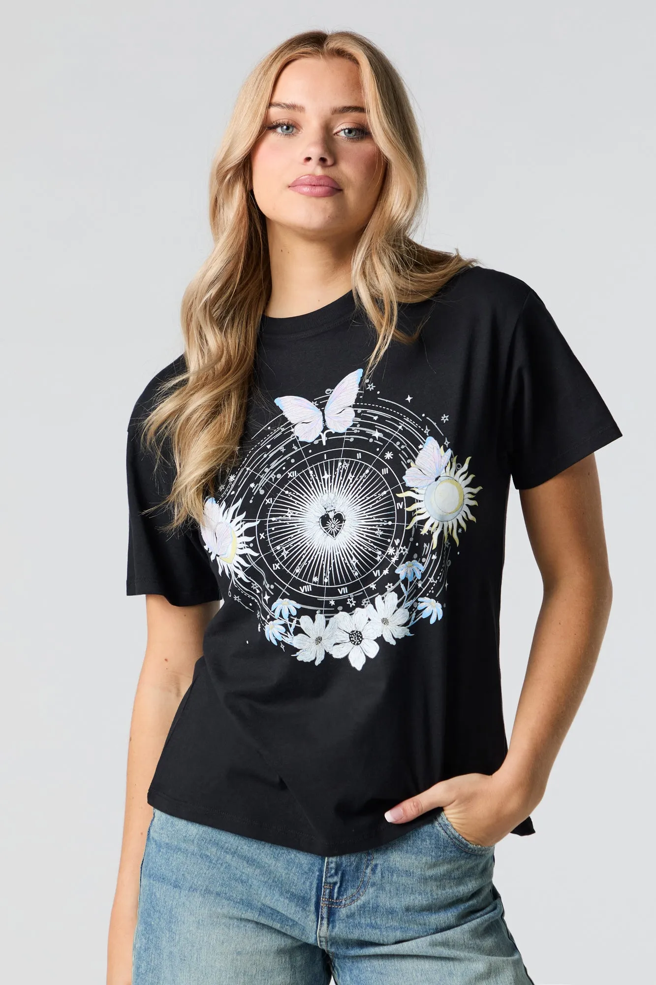 T-shirt de coupe garçonne à imprimé Celestial sold by Urban Planet