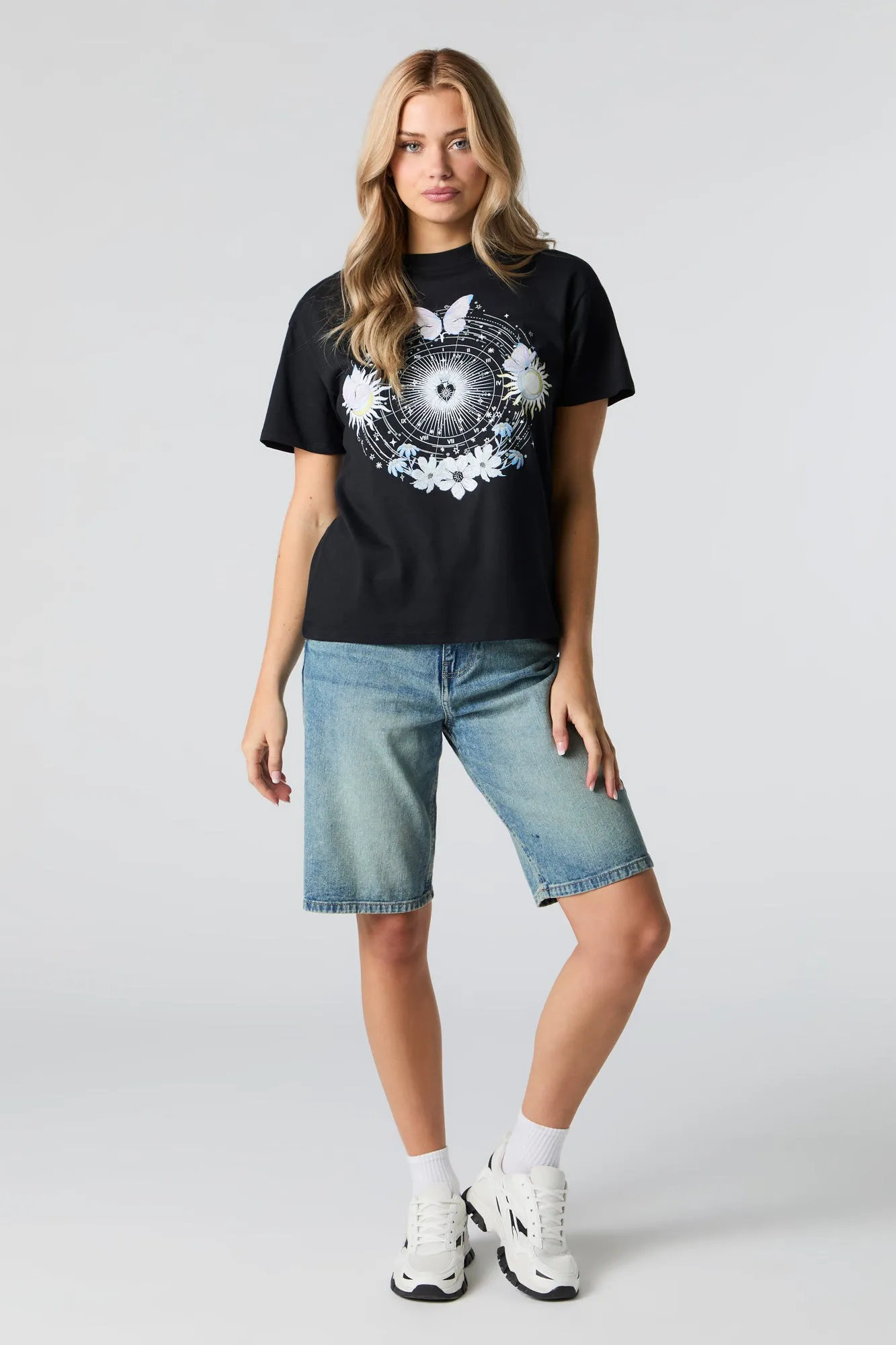 T-shirt de coupe garçonne à imprimé Celestial sold by Urban Planet product image thumbnail 3