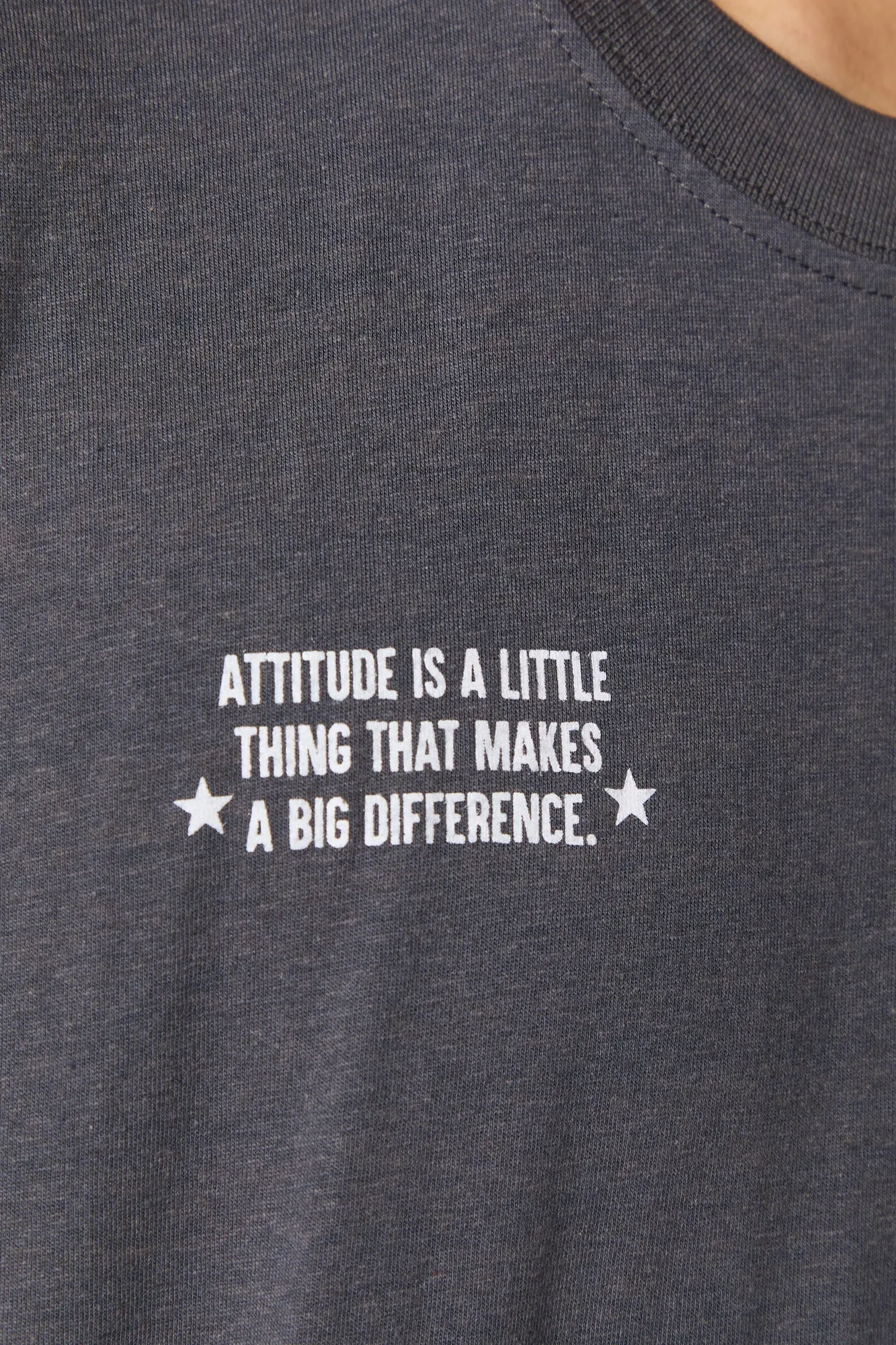 T-shirt à imprimé Nothing is Impossible sold by Urban Planet product image thumbnail 5