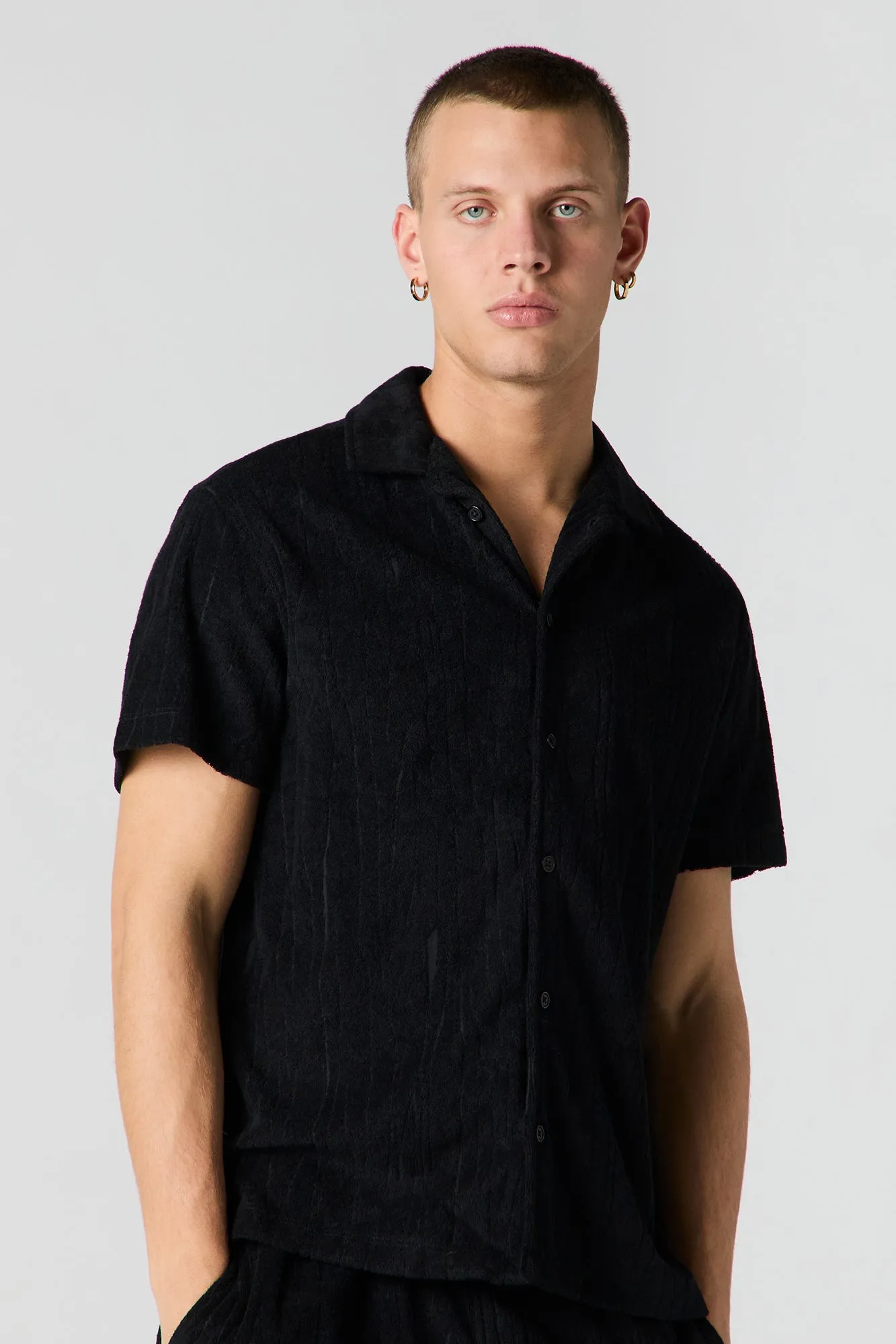 Haut boutonné en tissu éponge texturé sold by Urban Planet product image thumbnail 4