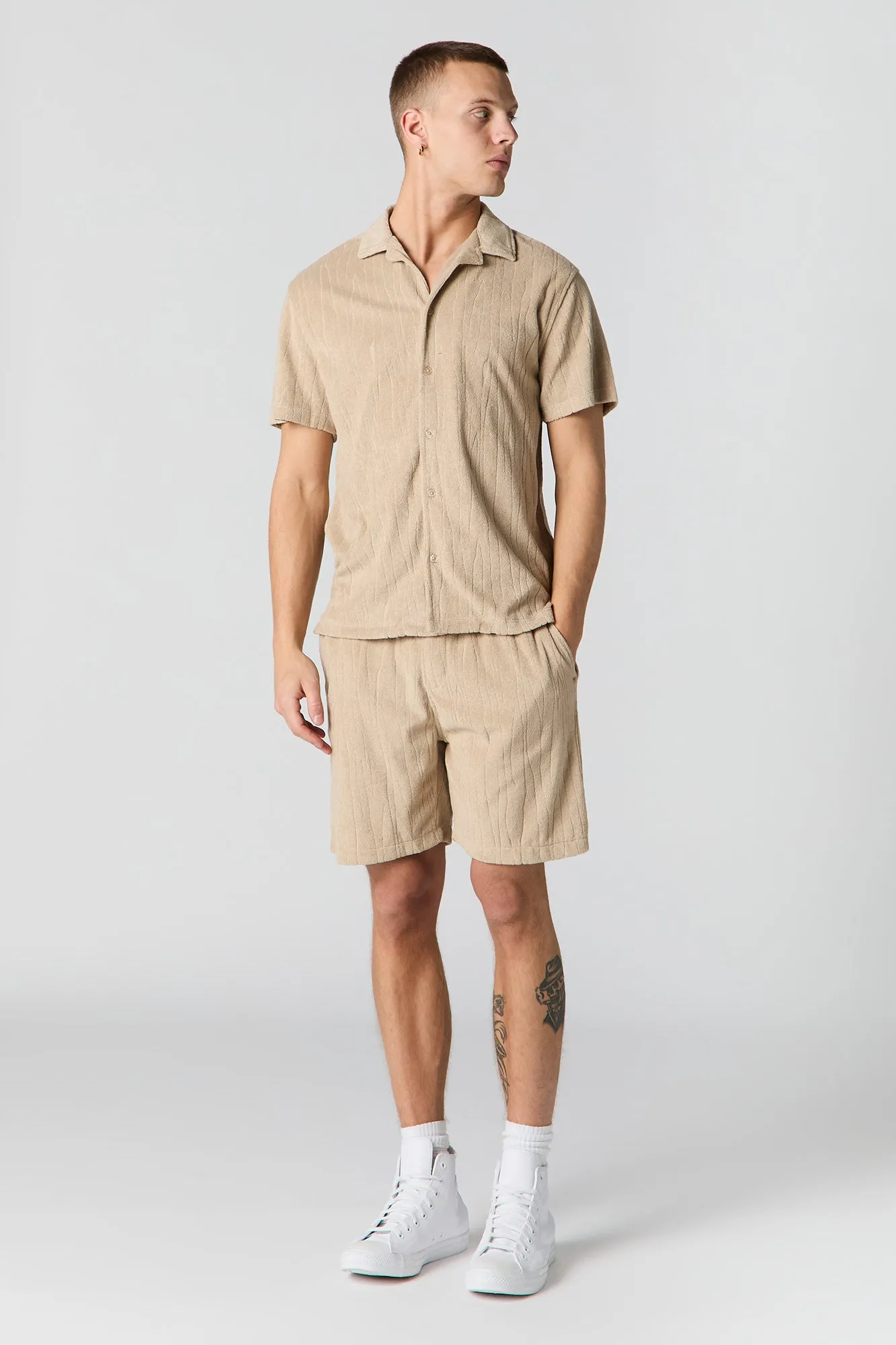 Haut boutonné en tissu éponge texturé sold by Urban Planet product image thumbnail 3