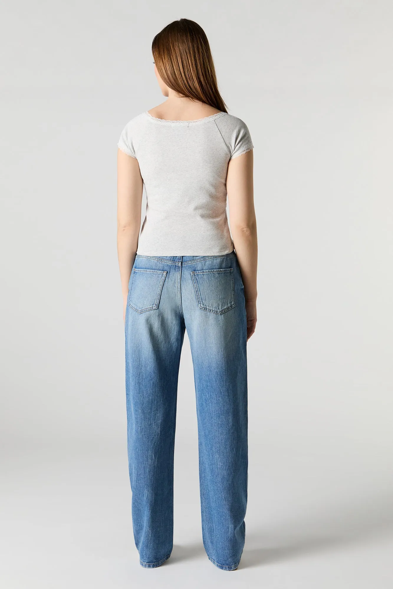 Jean ample à jambe droite délavé moyen sold by Urban Planet product image thumbnail 3