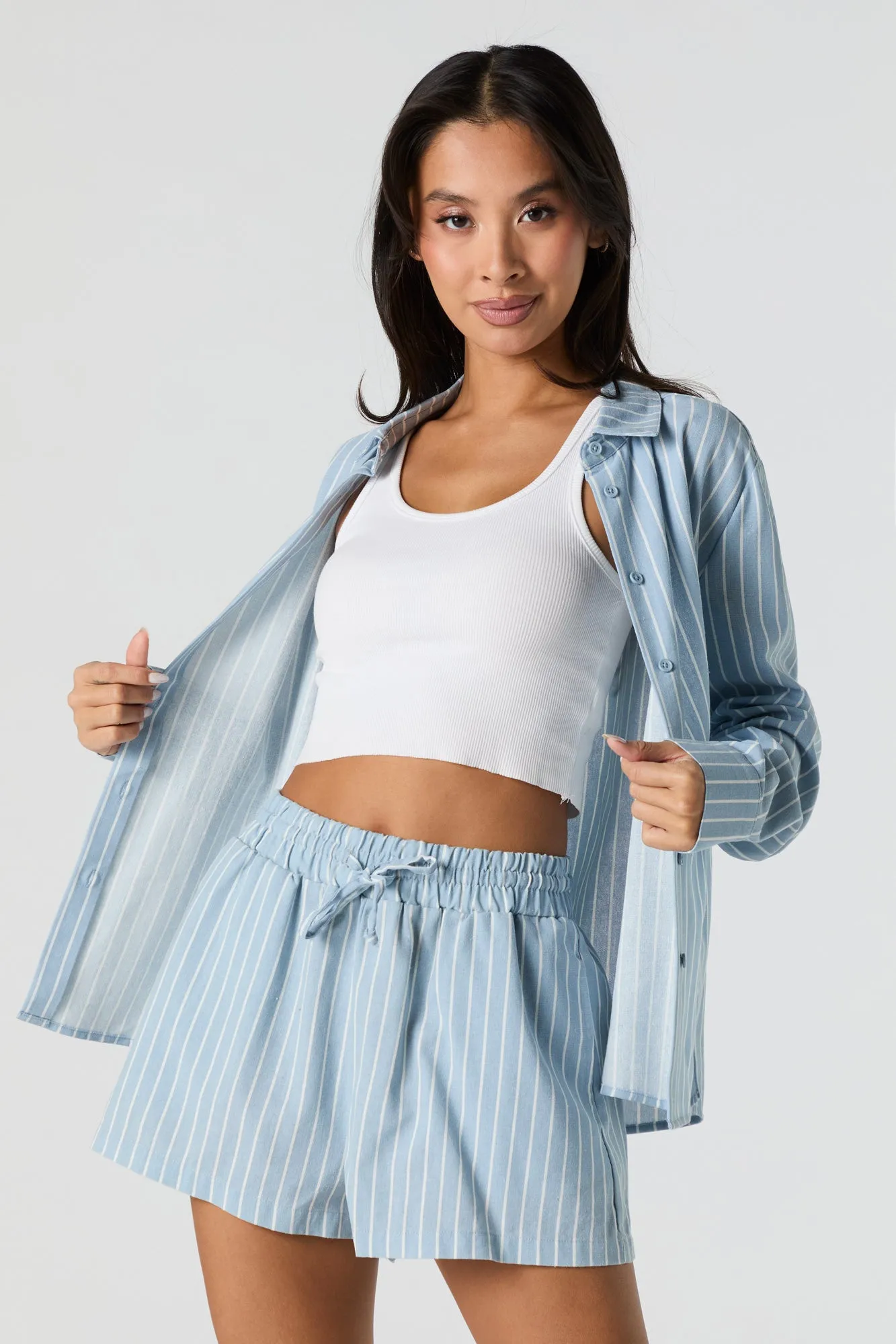 Linen-Blend Drawstring Short sold by Urban Planet