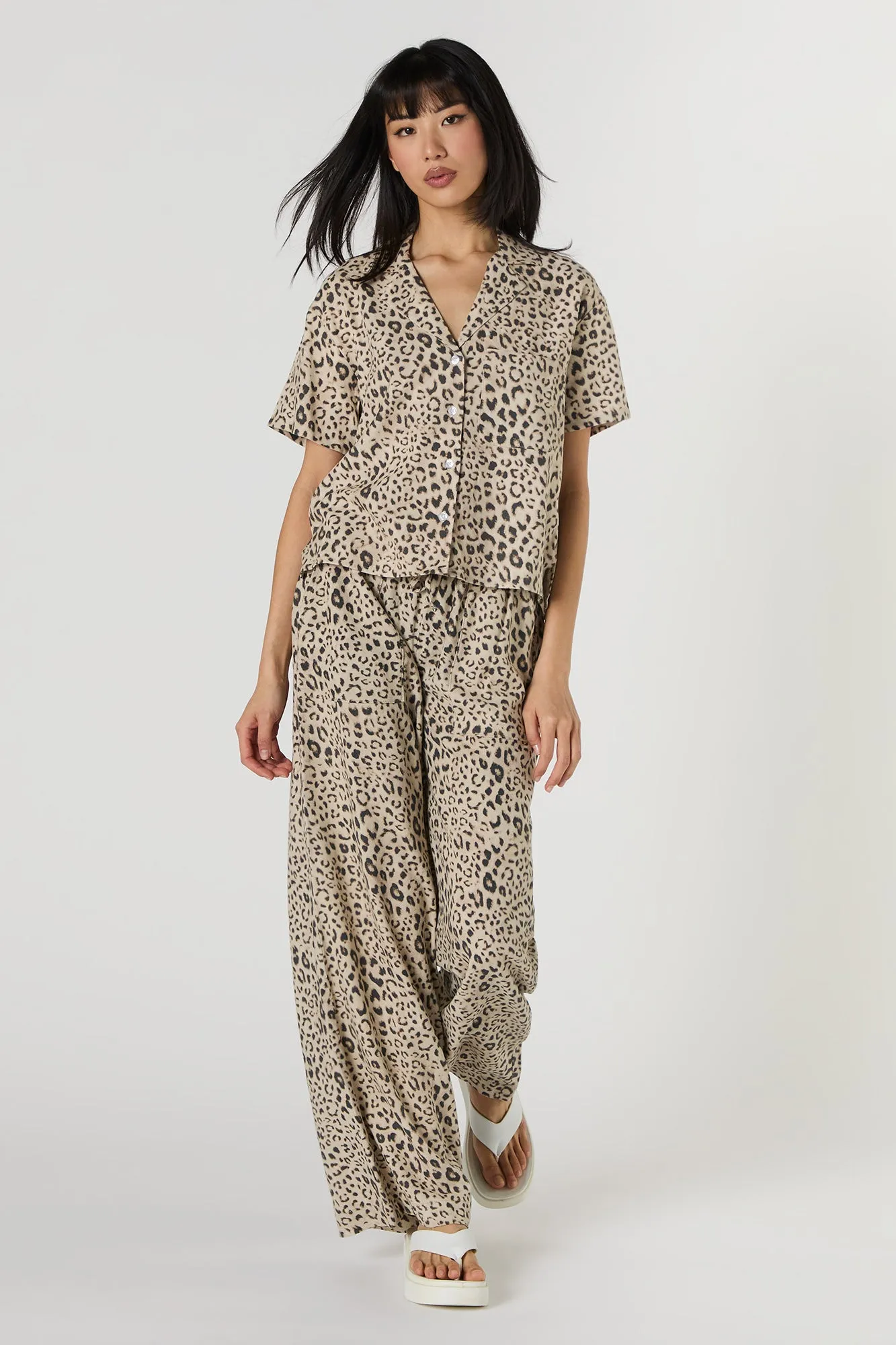 Pantalon en mélange de lin à jambe large avec taille coulissante sold by Urban Planet