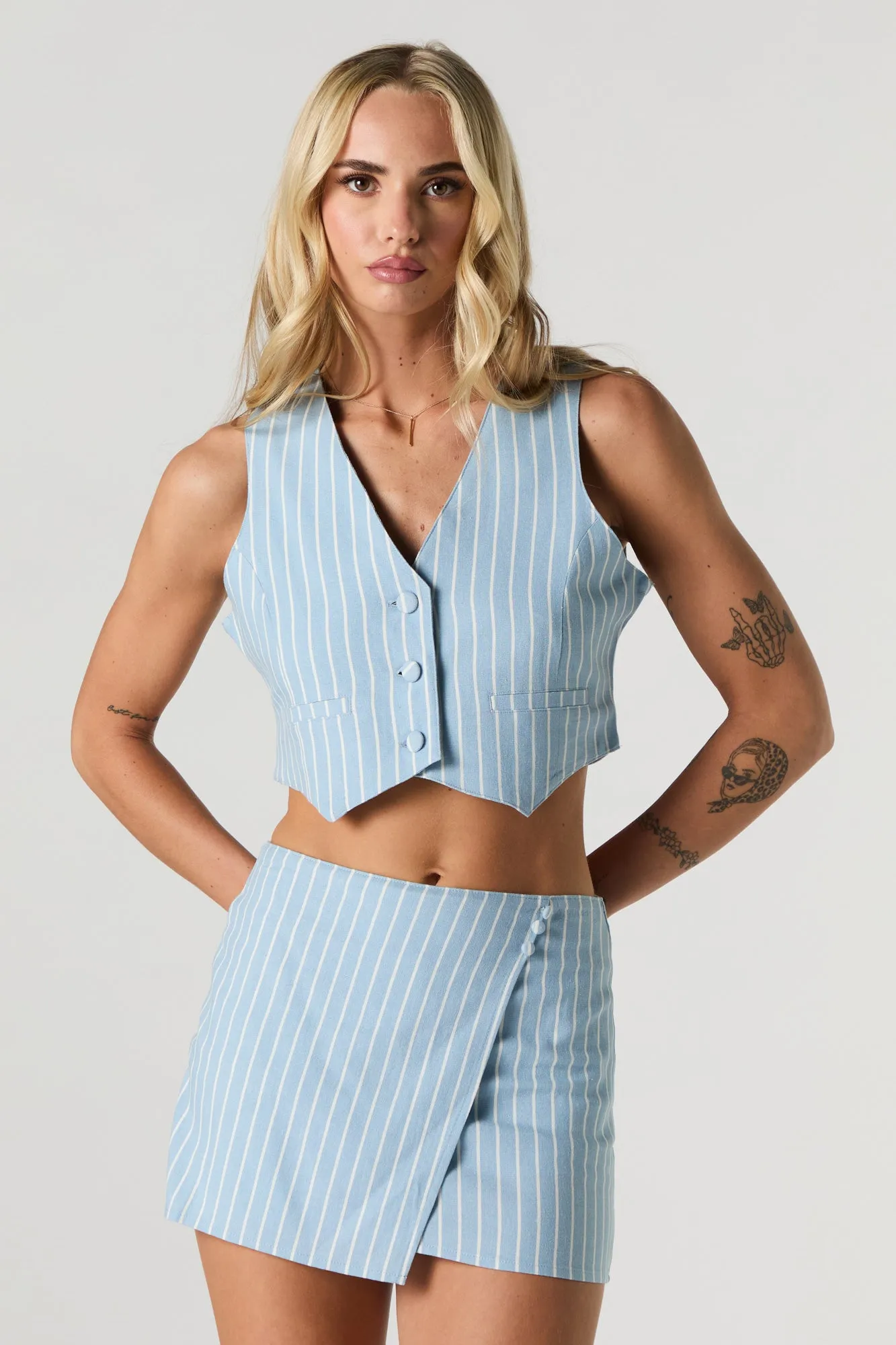 Minijupe-short croisée en mélange de lin sold by Urban Planet