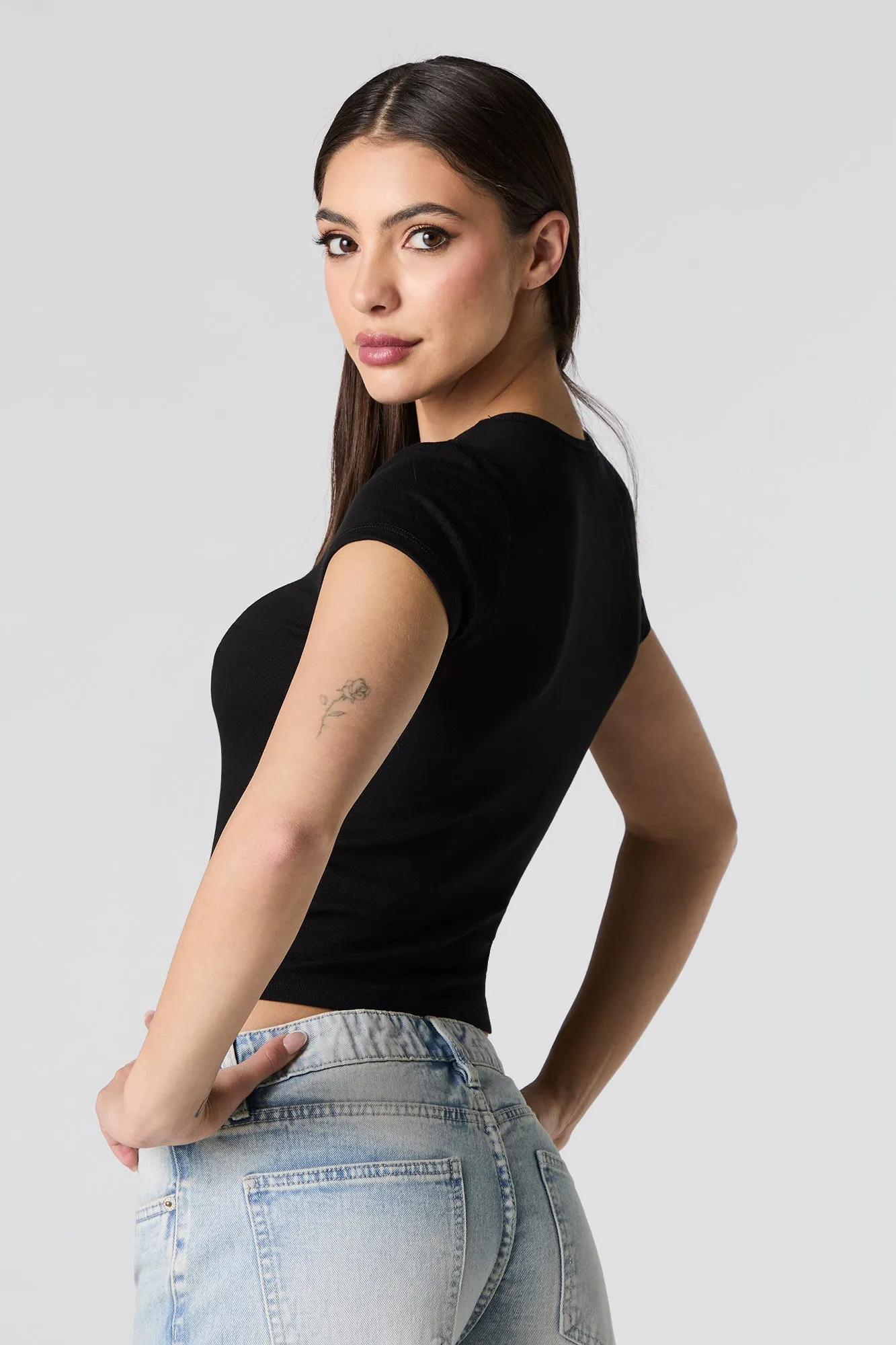 T-shirt côtelé court sold by Urban Planet product image thumbnail 5