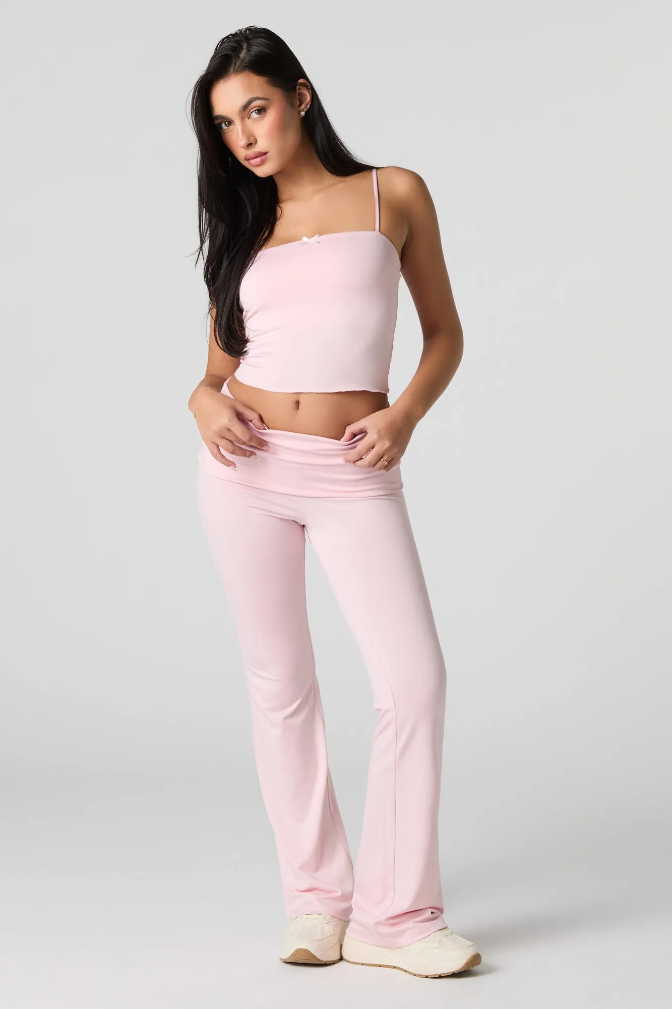 Pantalon profilé à jambe évasée avec taille pliée sold by Urban Planet product image thumbnail 4