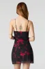Minirobe-camisole en filet avec encolure en V sold by Urban Planet