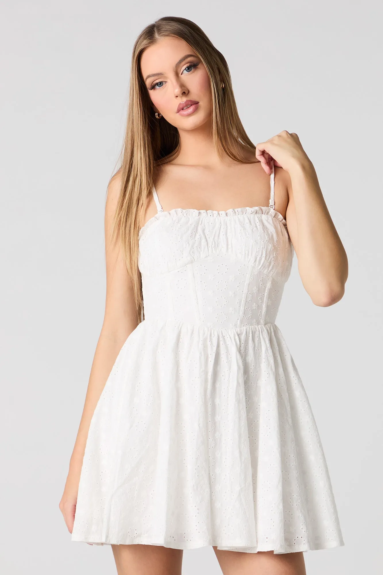 Minirobe corset avec oeillets sold by Urban Planet