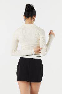 Chandail en tricot avec col sold by Urban Planet