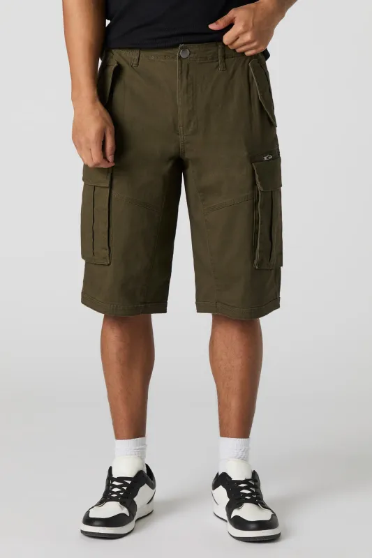 Short cargo avec fermeture à glissière sold by Urban Planet