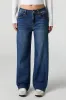 Jean à jambe droite délavé foncé sold by Urban Planet
