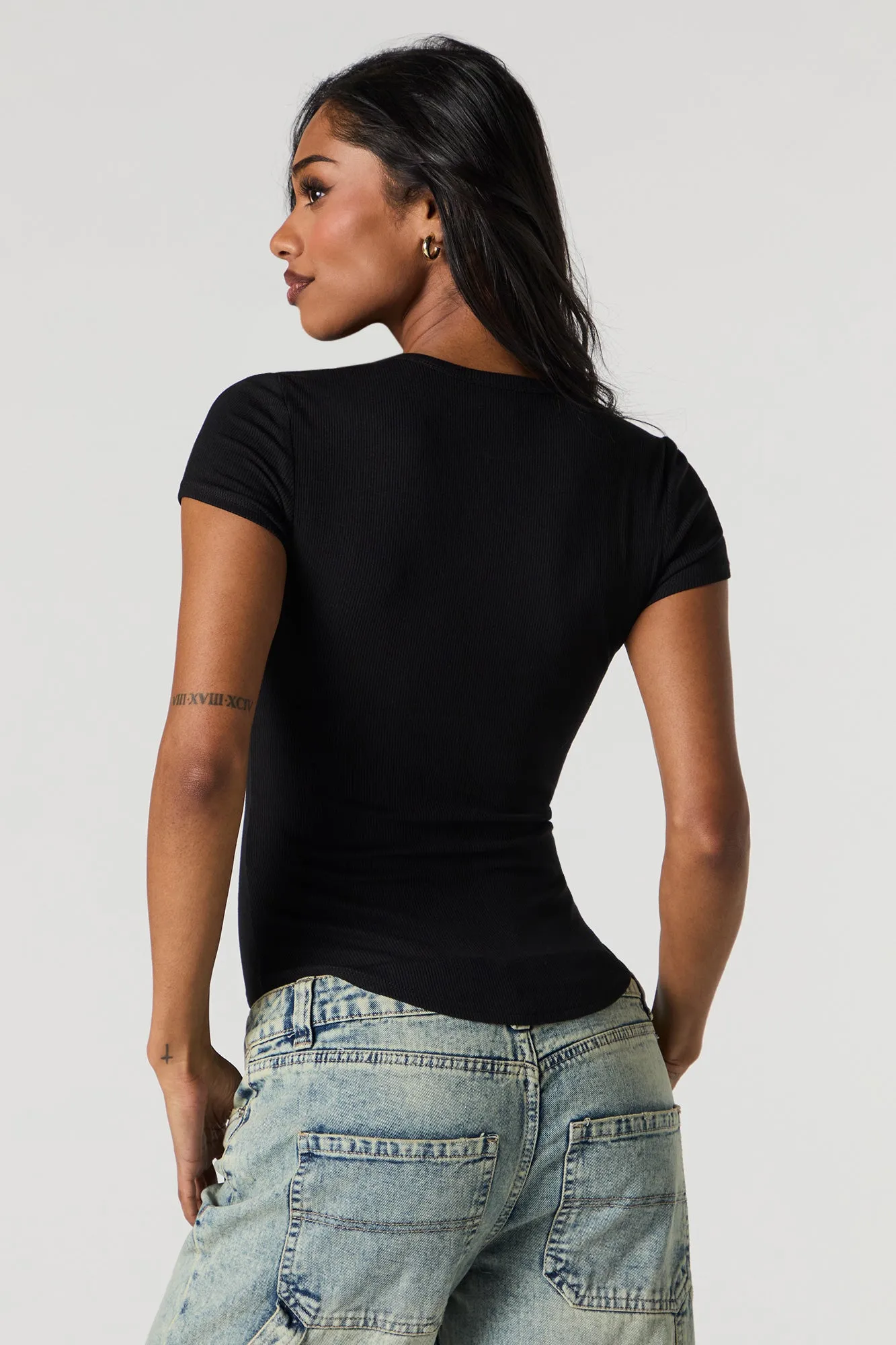 T-shirt côtelé avec ourlet arrondi sold by Urban Planet product image thumbnail 5