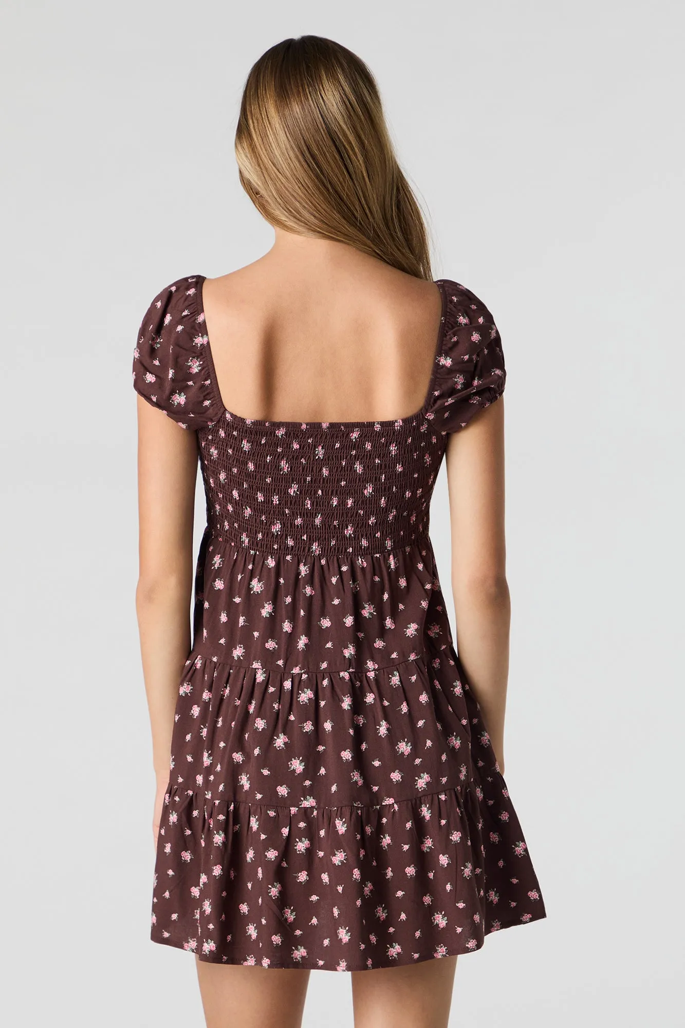 Minirobe volantée smockée fleurie sold by Urban Planet product image thumbnail 2