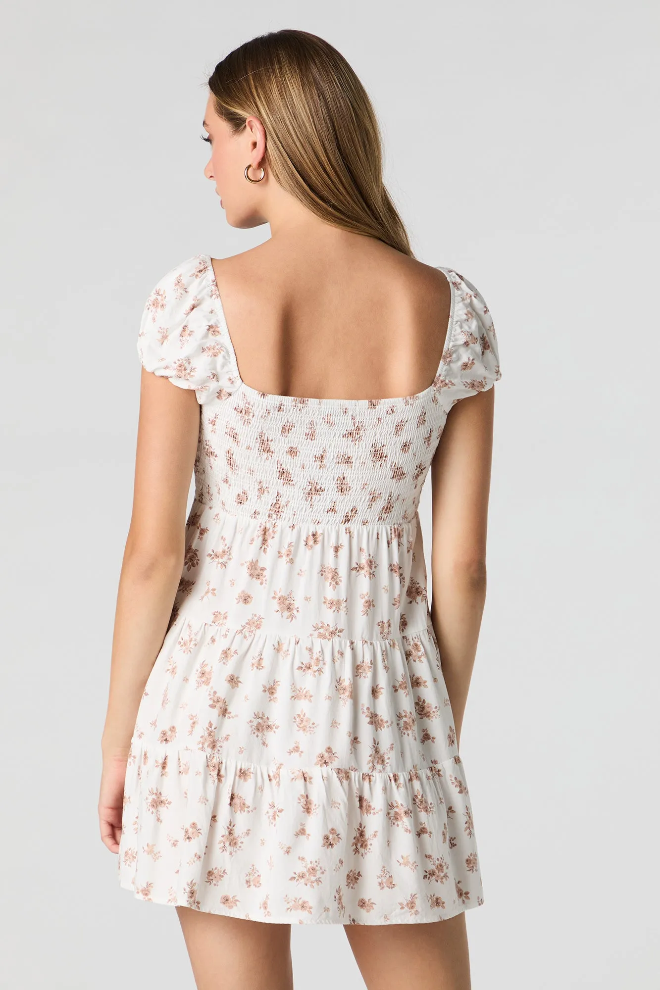 Minirobe volantée smockée fleurie sold by Urban Planet product image thumbnail 5