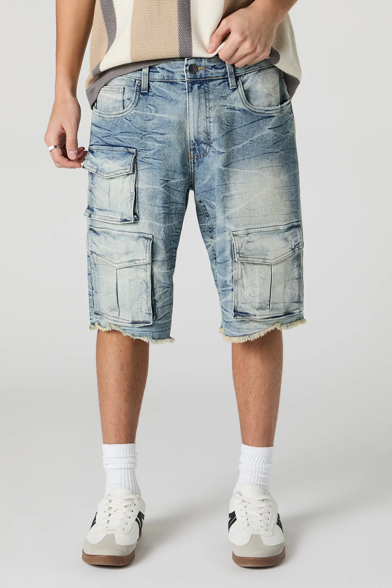 Jort cargo mince avec poches multiples sold by Urban Planet