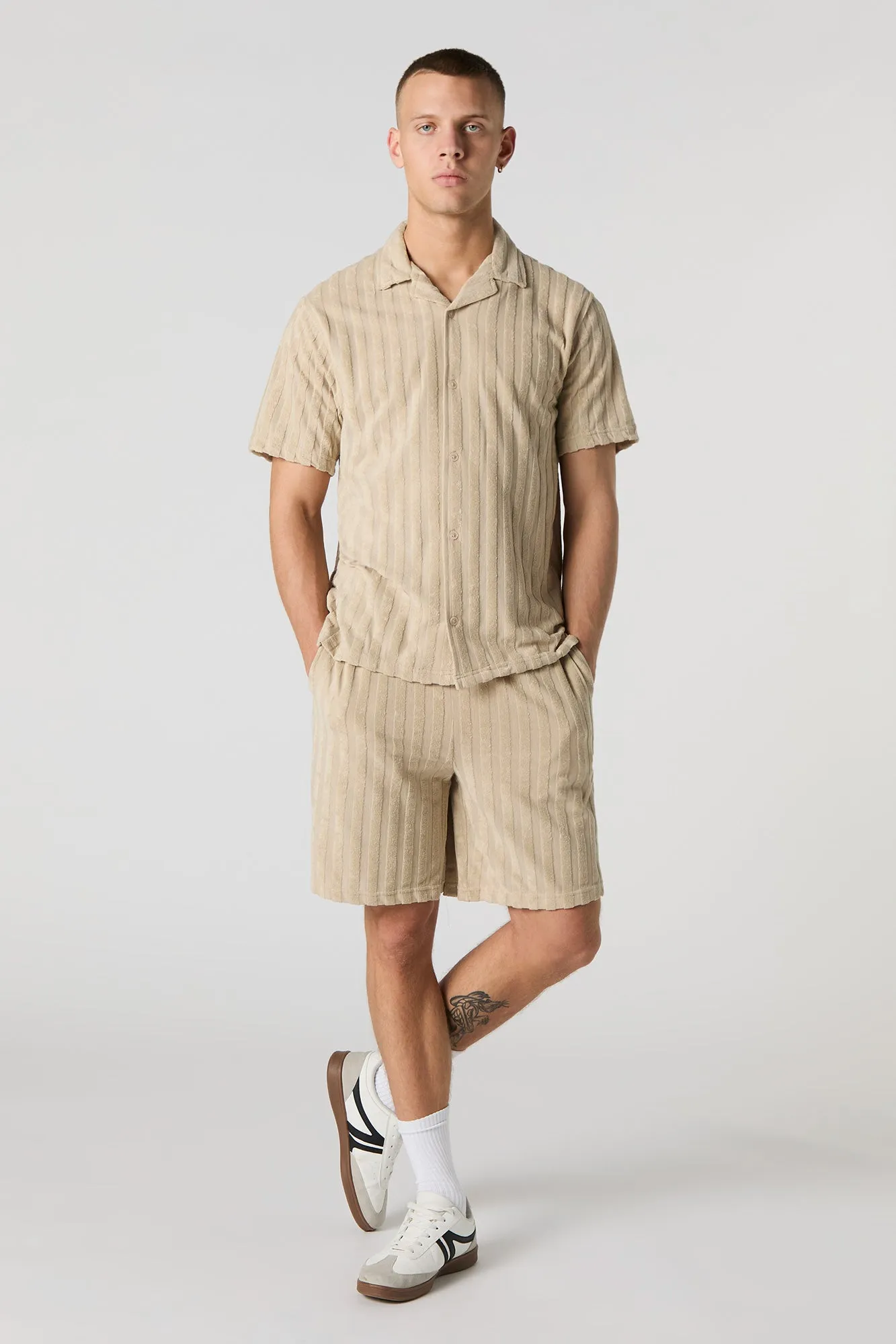 Haut boutonné en tissu bouclé rayé sold by Urban Planet product image thumbnail 3