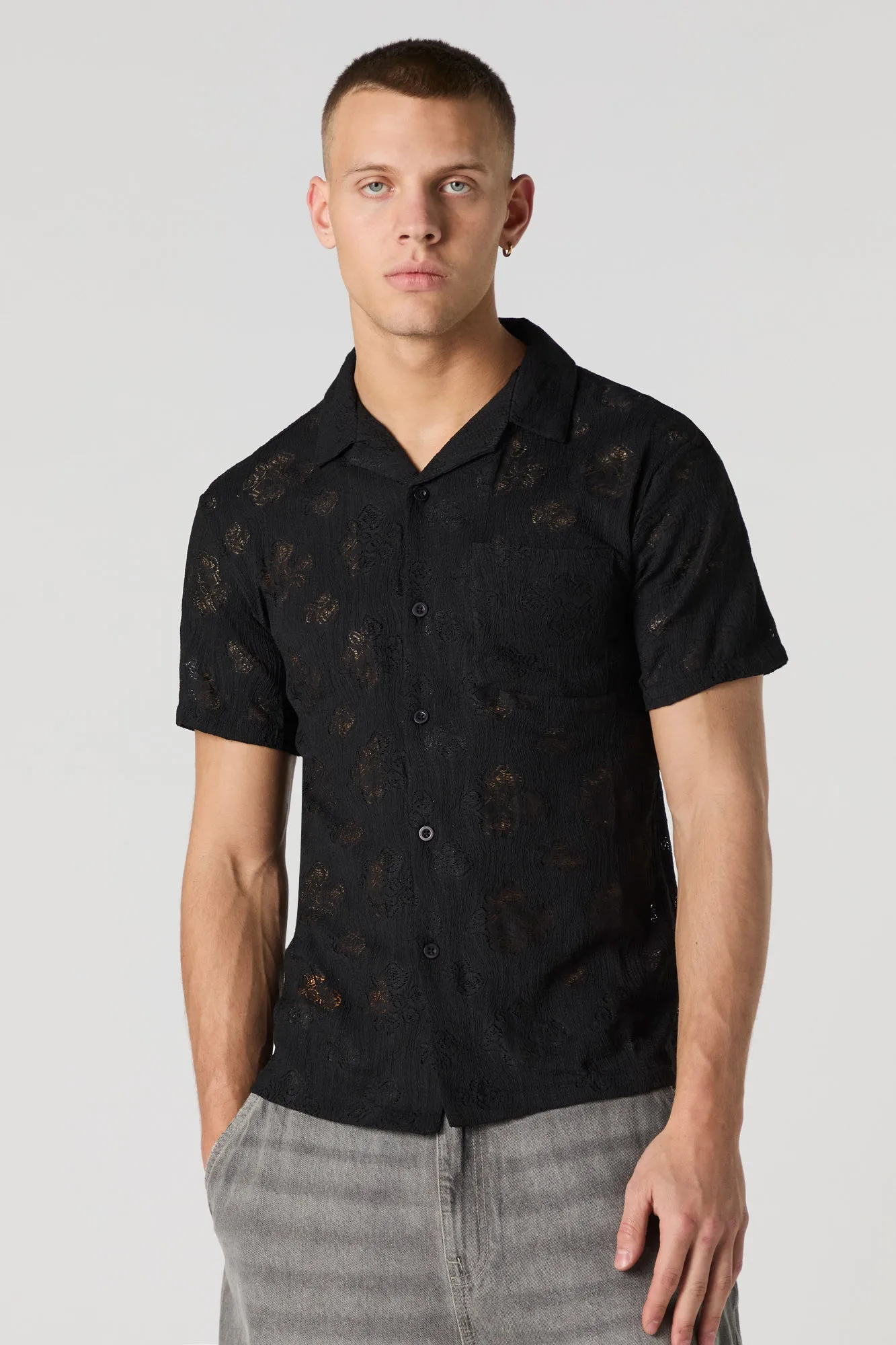 Haut boutonné en tricot de pointelle fleuri sold by Urban Planet product image thumbnail 4