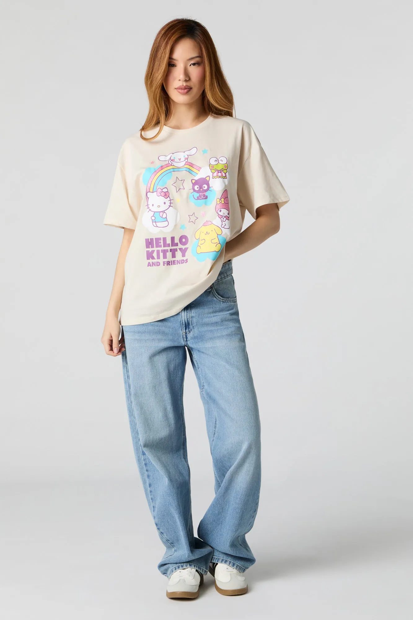 T-shirt de coupe garçonne à imprimé Hello Kitty & Friends scintillant sold by Urban Planet product image thumbnail 3