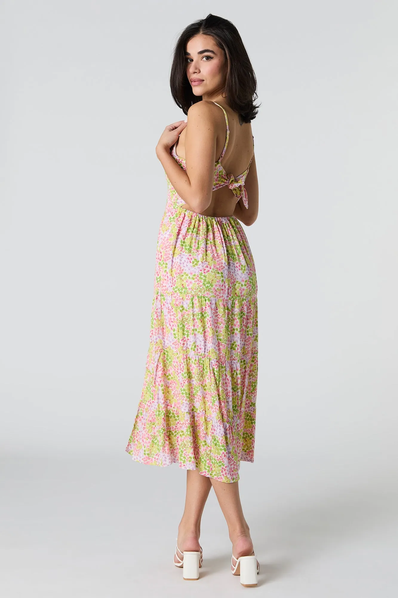 Robe midi avec attache au dos et décolleté en coeur sold by Urban Planet product image thumbnail 3