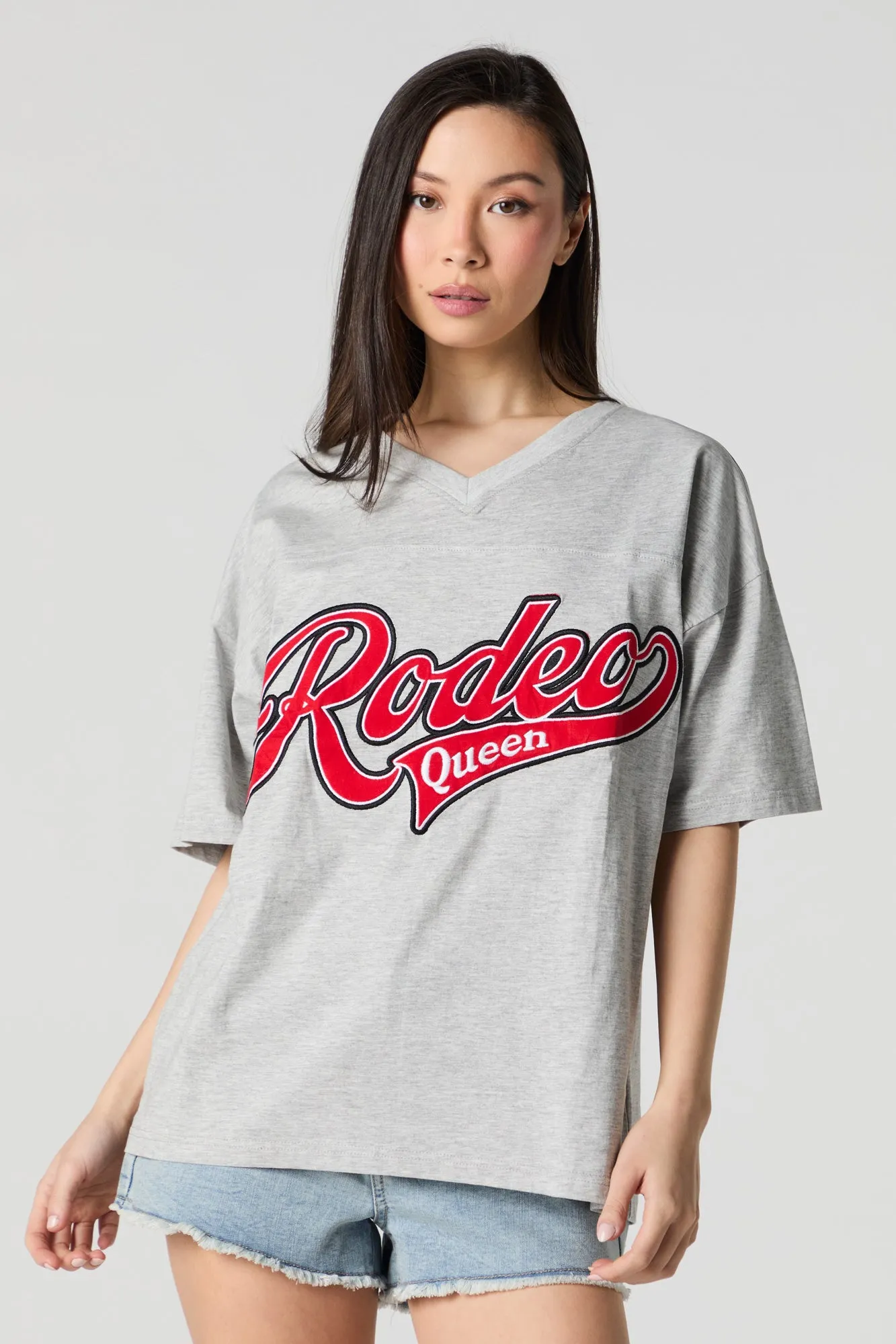 T-shirt avec empiècement brodé Rodeo Queen en sergé et encolure en V sold by Urban Planet