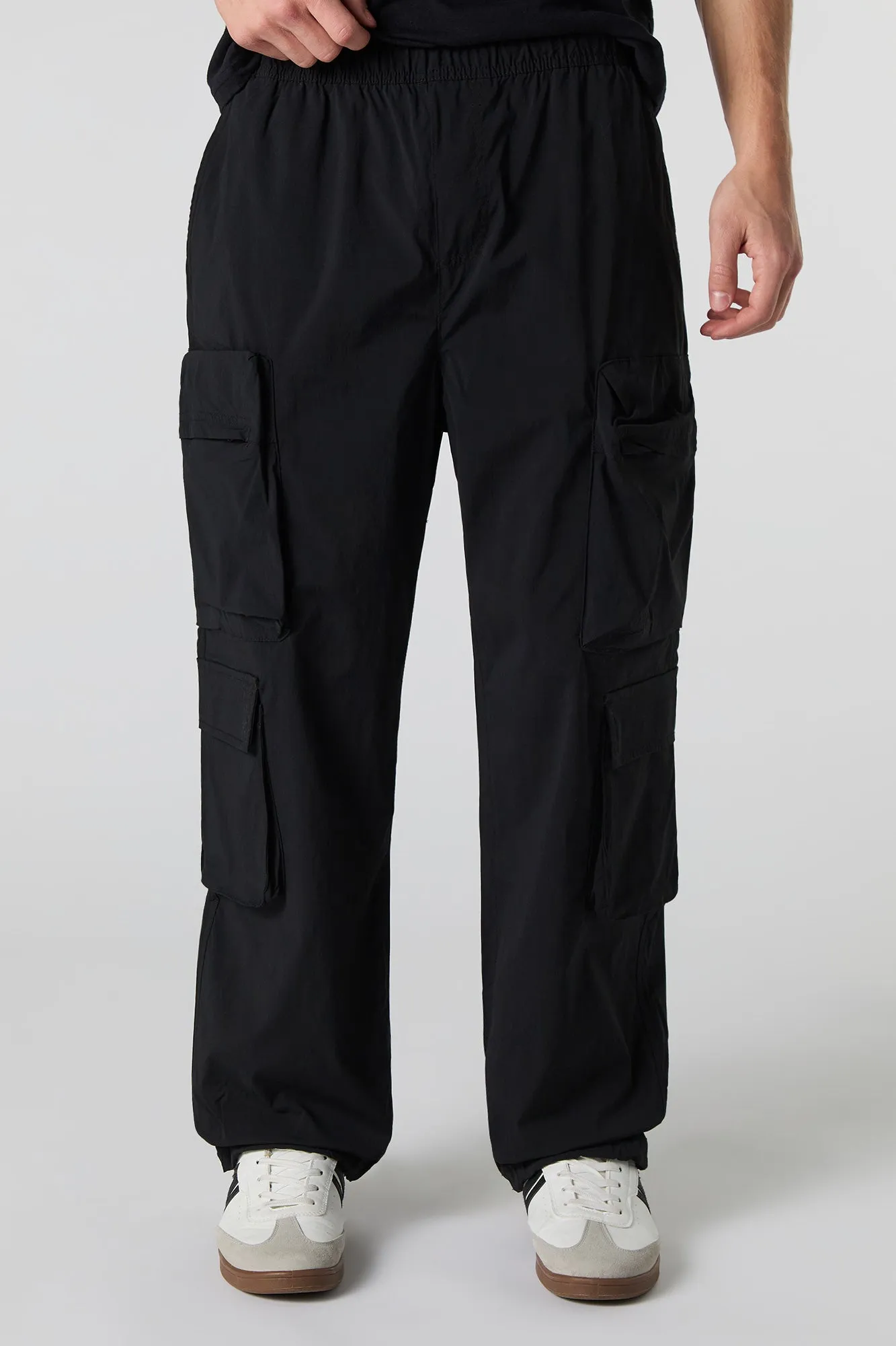 Pantalon cargo en nylon avec poche à glissière sold by Urban Planet product image thumbnail 4